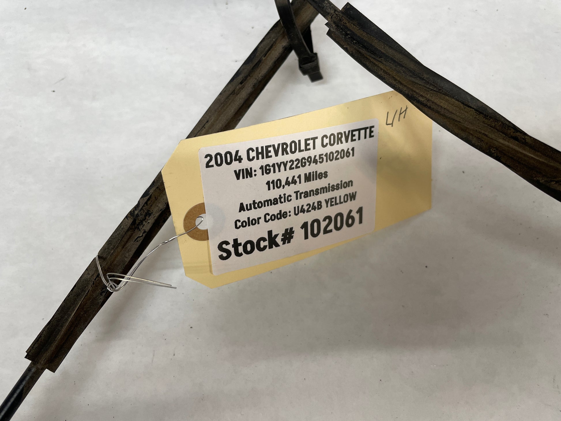 2004 Chevy C5 Corvette LH Driver Front Window Regulator w/ Motor OEM - Day's Parts Yard