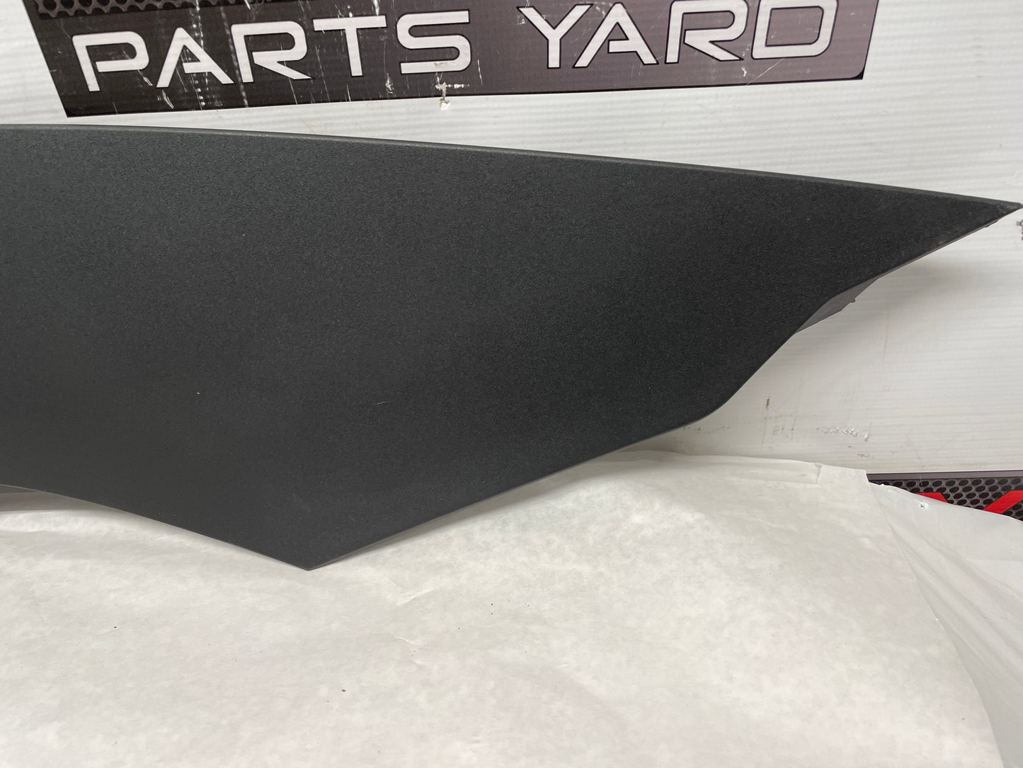 2009 Pontiac G8 GT RH & LH Rear C Pillar Cover Panel OEM - Day's Parts Yard