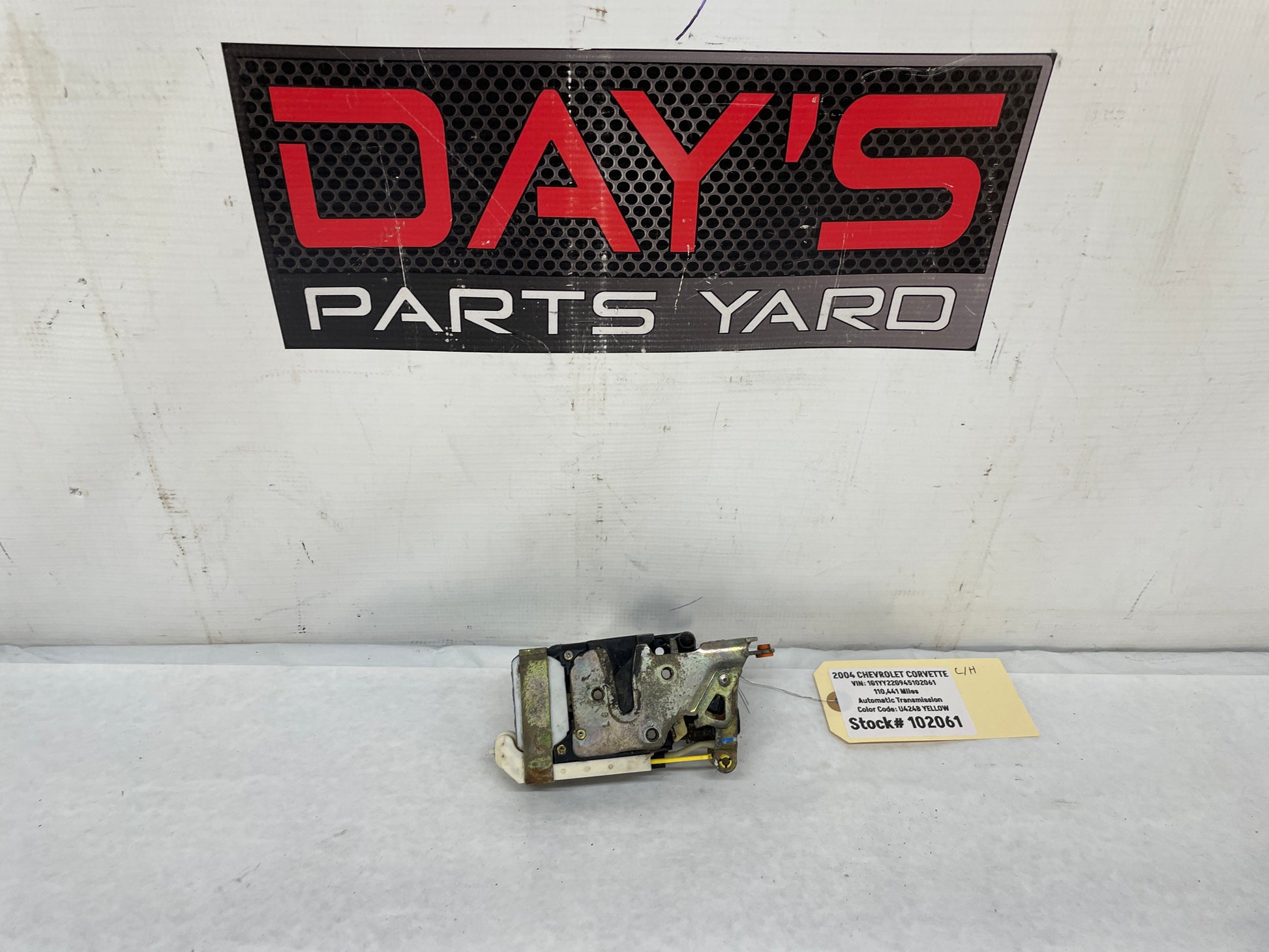 2004 Chevy C5 Corvette LH Driver Door Lock Actuator OEM - Day's Parts Yard