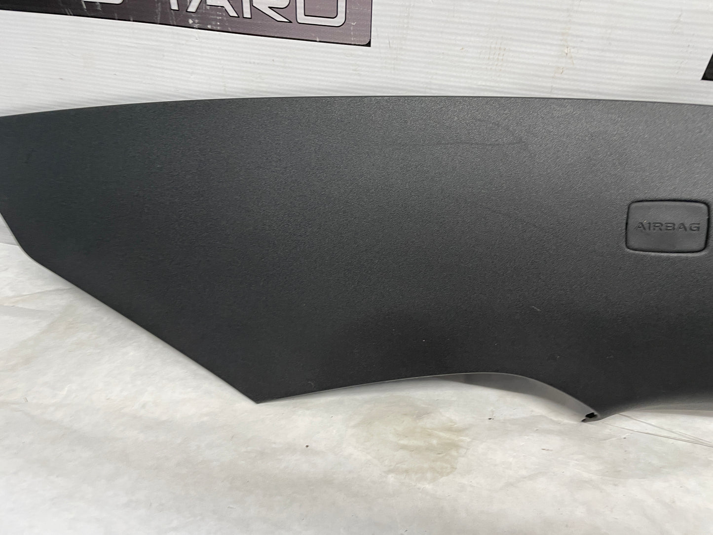 2009 Pontiac G8 GT RH & LH Rear C Pillar Cover Panel OEM - Day's Parts Yard