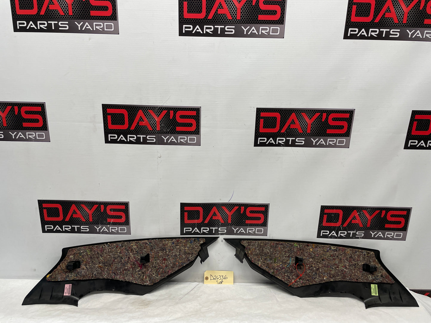 2009 Pontiac G8 GT RH & LH Rear C Pillar Cover Panel OEM - Day's Parts Yard