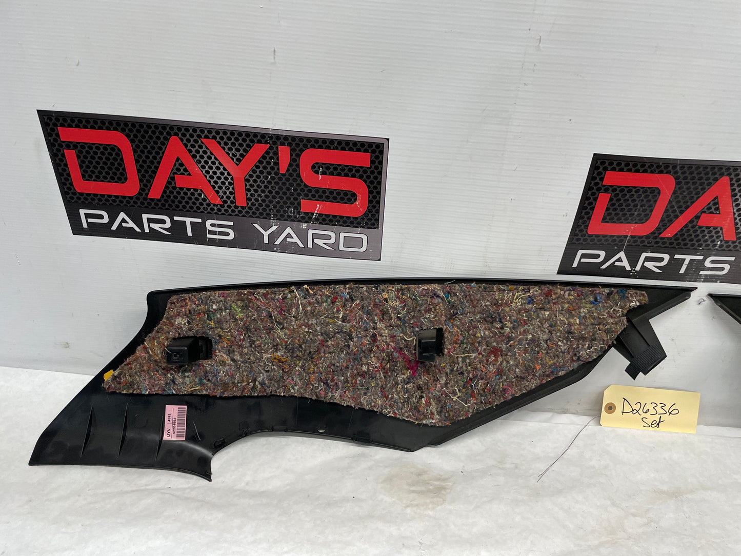 2009 Pontiac G8 GT RH & LH Rear C Pillar Cover Panel OEM - Day's Parts Yard