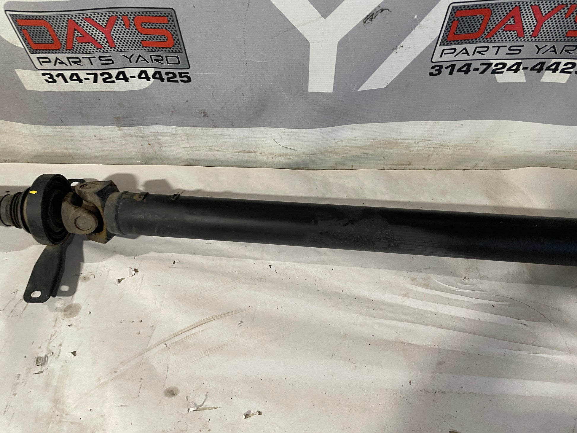 2014 Chevy SS Sedan Driveshaft Drive Shaft OEM - Day's Parts Yard