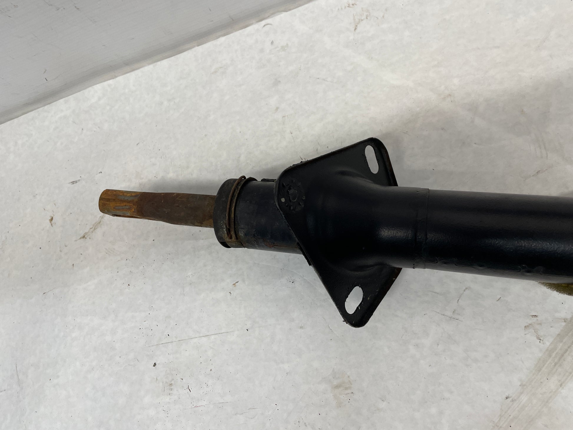 1998 Chevy Camaro Z28 Steering Column w/ Key OEM - Day's Parts Yard