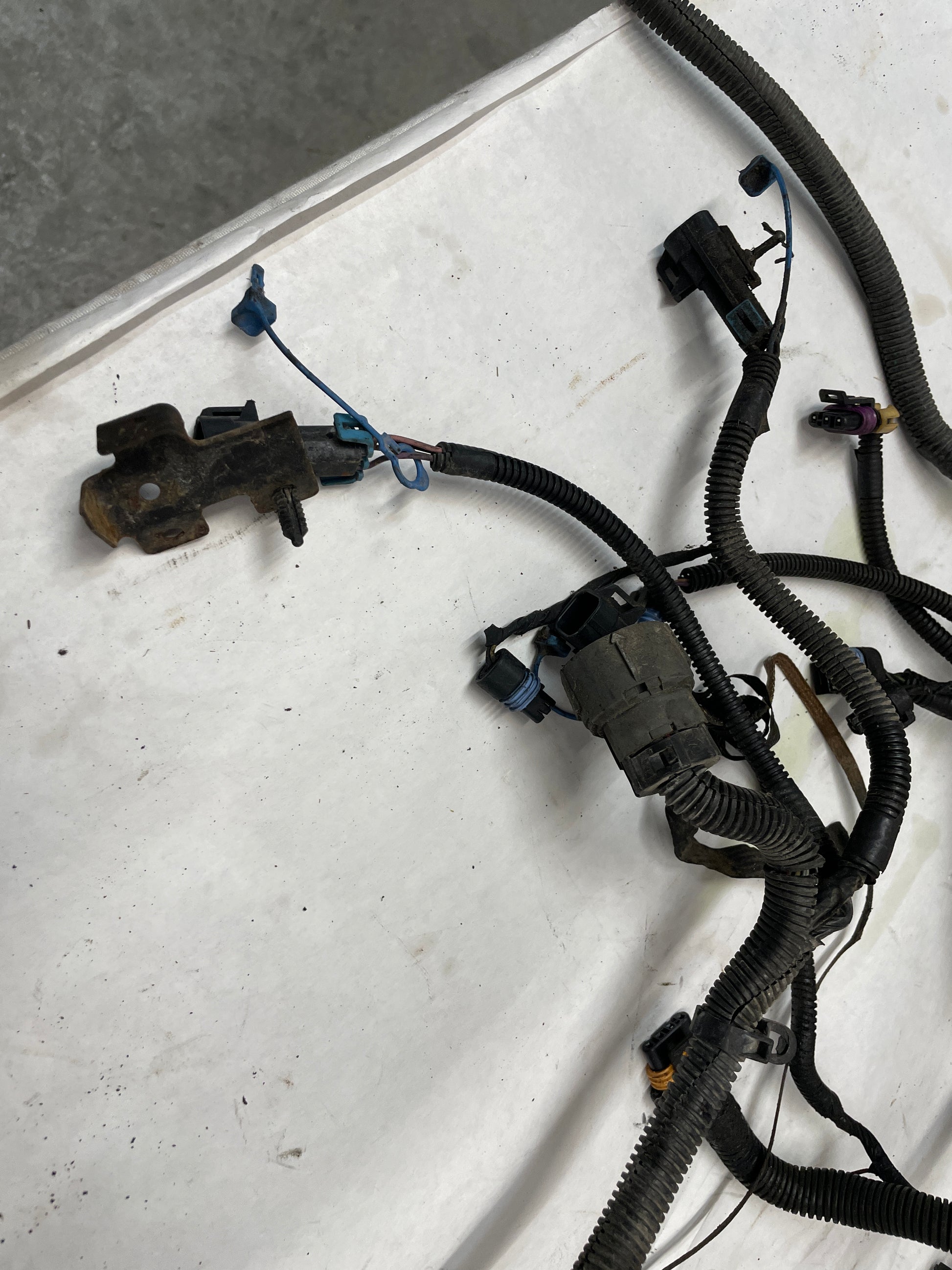1998 Chevy Camaro Z28 Engine Motor Auto Transmission Wire Wiring Harness OEM - Day's Parts Yard