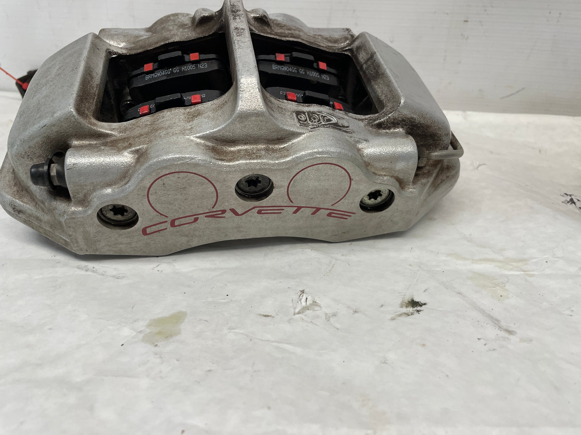 2011 Chevy C6 Corvette Grand Sport RH & LH Rear PBR Brake Calipers w/ Rotors OEM - Day's Parts Yard