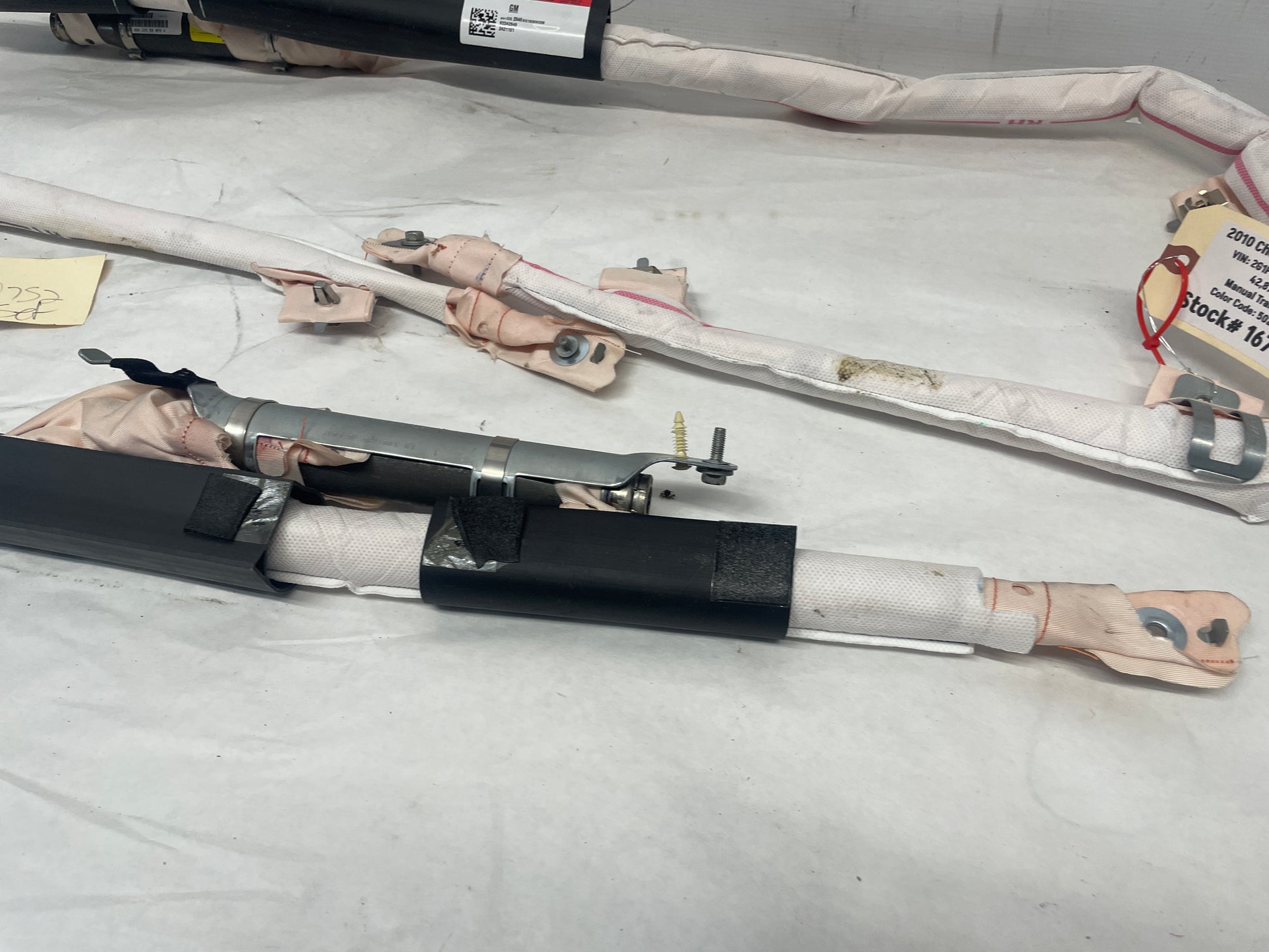 2010 Chevy Camaro SS RH & LH Roof Side Rail Curtain Airbags Air Bags OEM - Day's Parts Yard