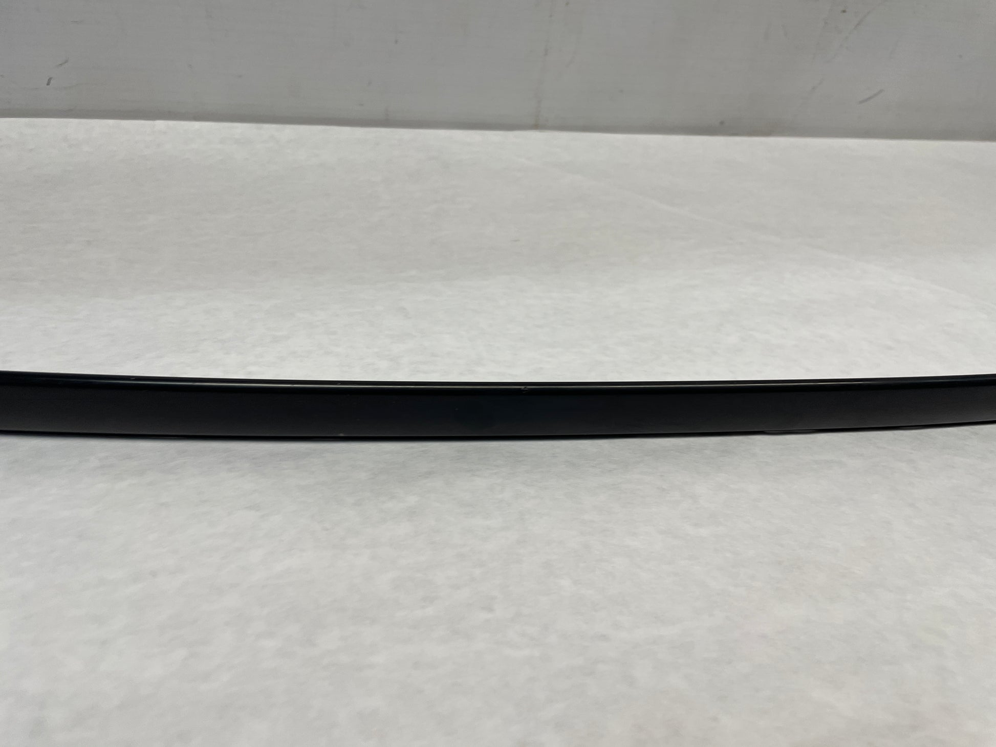 2006 Pontiac GTO RH & LH Roof Panel Joint Finish Trim Molding OEM - Day's Parts Yard