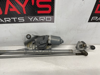 2018 Cadillac Escalade Windshield Wiper Motor Transmission Linkage OEM