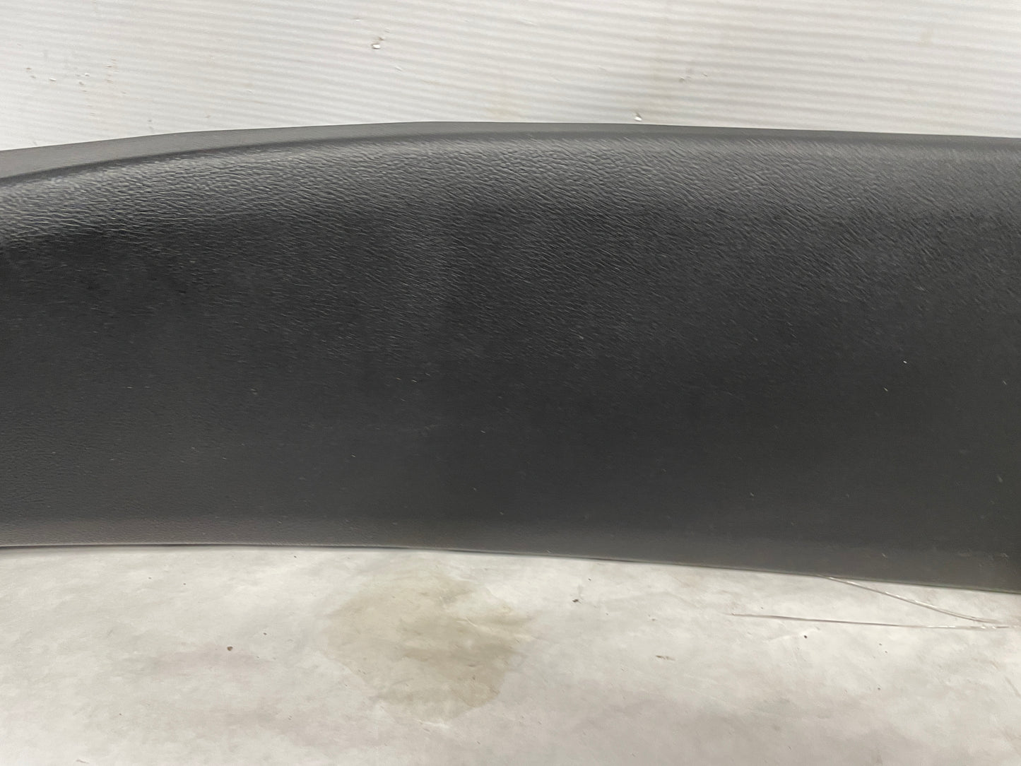 2009 Pontiac G8 GT RH & LH Lower Interior B Center Pillar Trim Molding Cover OEM - Day's Parts Yard