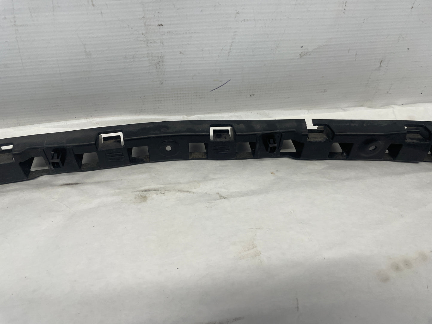 2010 Chevy Camaro SS Rear Bumper Cover Upper Center Support Bracket OEM - Day's Parts Yard