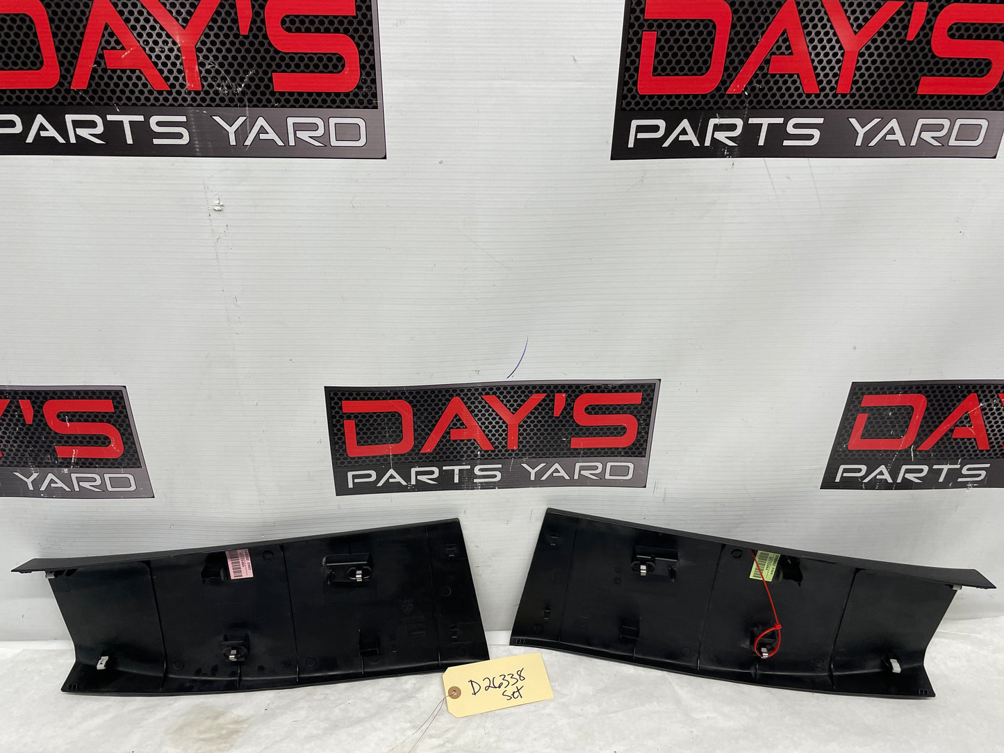 2009 Pontiac G8 GT RH & LH Lower Interior B Center Pillar Trim Molding Cover OEM - Day's Parts Yard