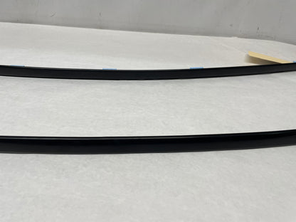 2006 Pontiac GTO RH & LH Roof Panel Joint Finish Trim Molding OEM - Day's Parts Yard