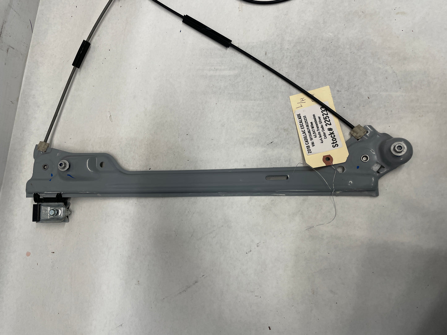 2018 Cadillac Escalade LH Driver Front Window Regulator w/ Motor OEM
