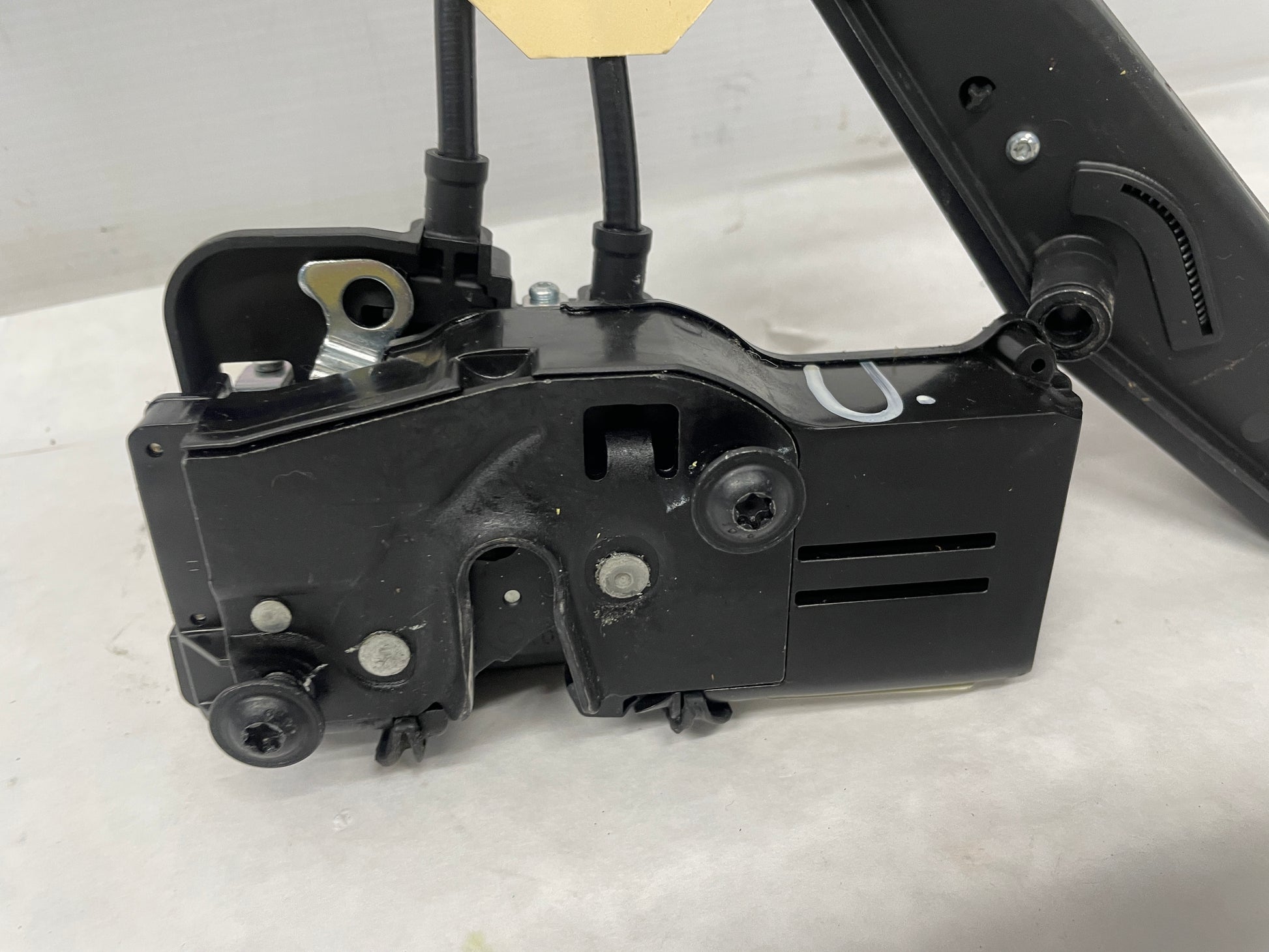 2005 Chevy C6 Corvette LH Driver Door Lock Latch Actuator Assembly OEM - Day's Parts Yard