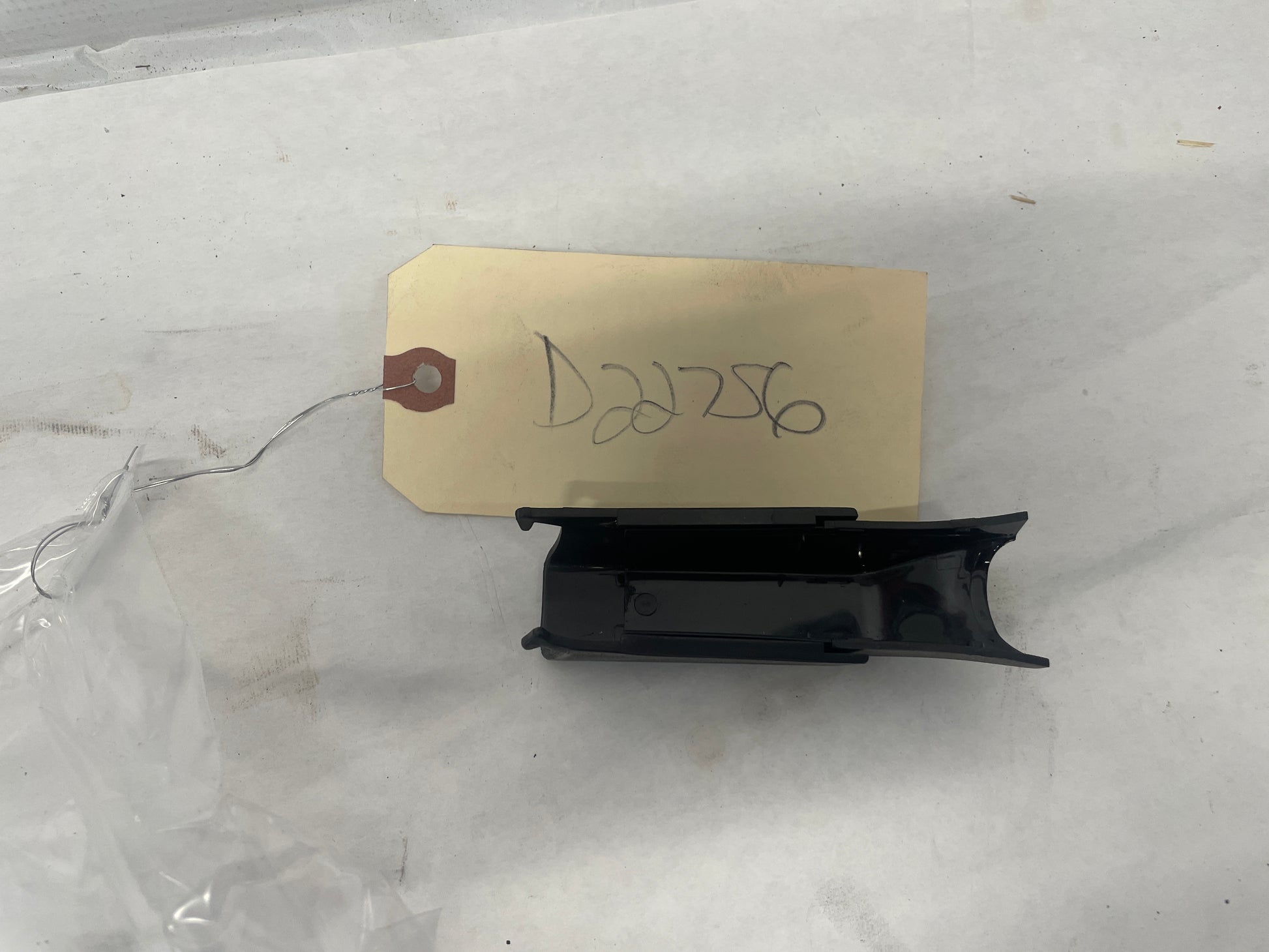 2010 Chevy Camaro SS Rearview Rear View Mirror Harness Cover OEM - Day's Parts Yard