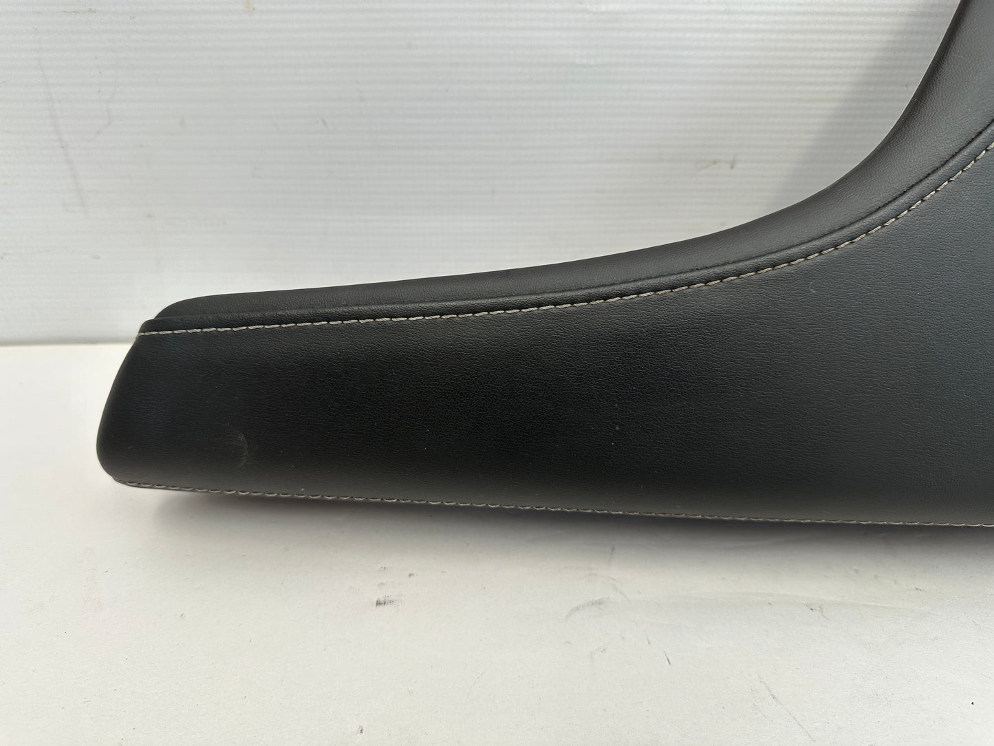 2017 Chevy Camaro SS Center Console Lid OEM - Day's Parts Yard