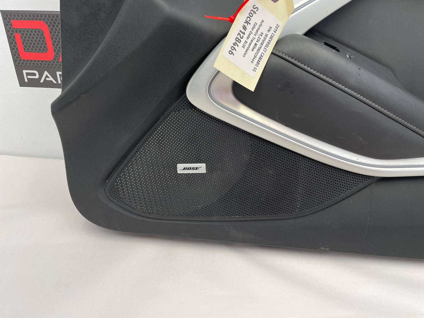 2019 Chevy Camaro SS Front RH Passenger Door Panel OEM