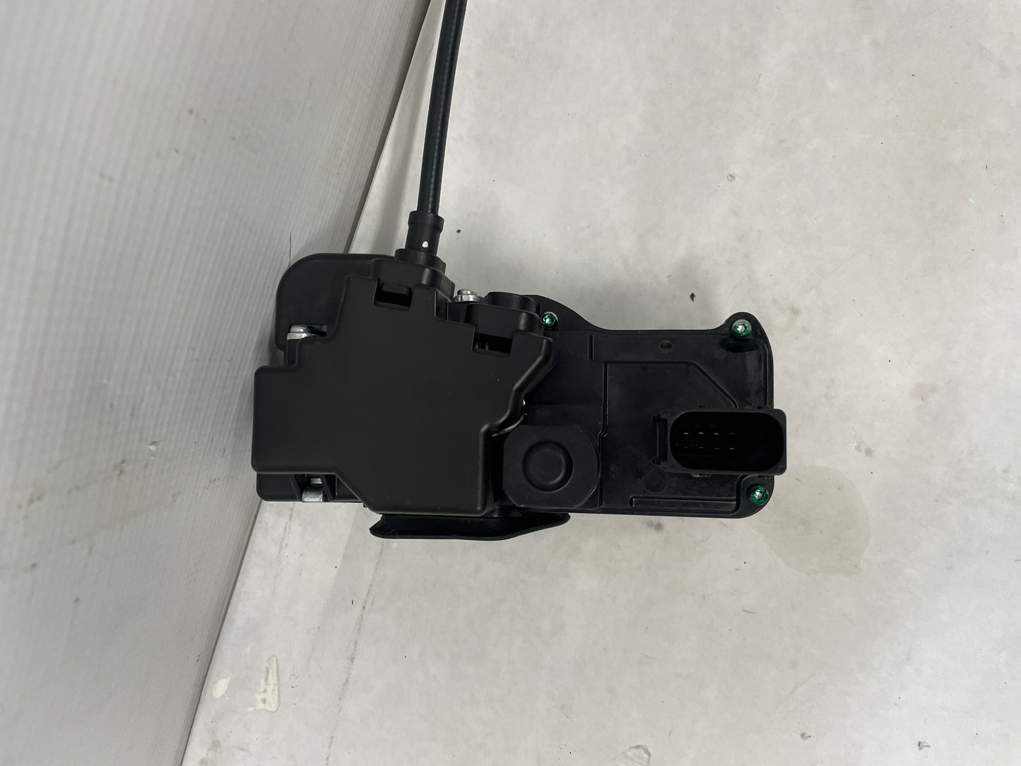 2005 Chevy C6 Corvette RH Passenger Door Lock Latch Actuator Assembly OEM - Day's Parts Yard