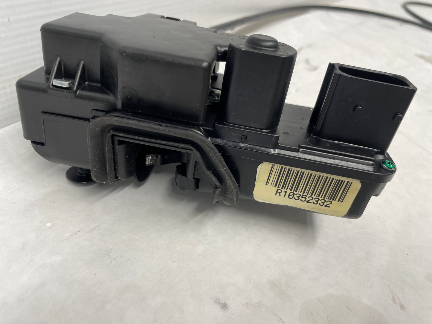 2005 Chevy C6 Corvette RH Passenger Door Lock Latch Actuator Assembly OEM - Day's Parts Yard