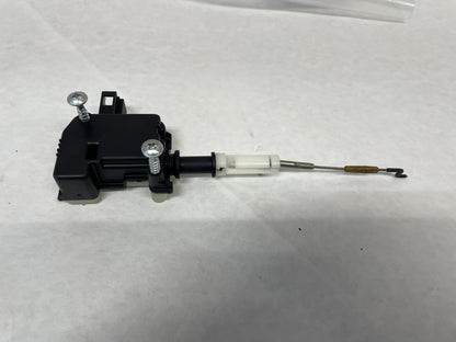 2006 Pontiac GTO Trunk Deck Lid Lock Actuator w/ Linkage OEM - Day's Parts Yard