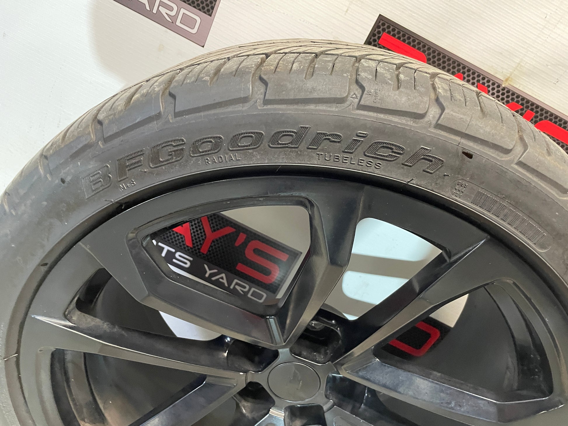 2013 Chevy Camaro ZL1 Wheels & BF Goodrich G Force Tires 285/35ZR20 305/35ZR20 - Day's Parts Yard