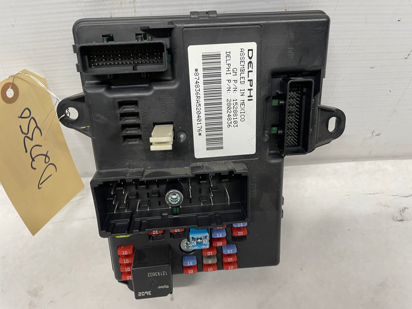 2005 Chevy C6 Corvette BCM Body Control Module OEM - Day's Parts Yard