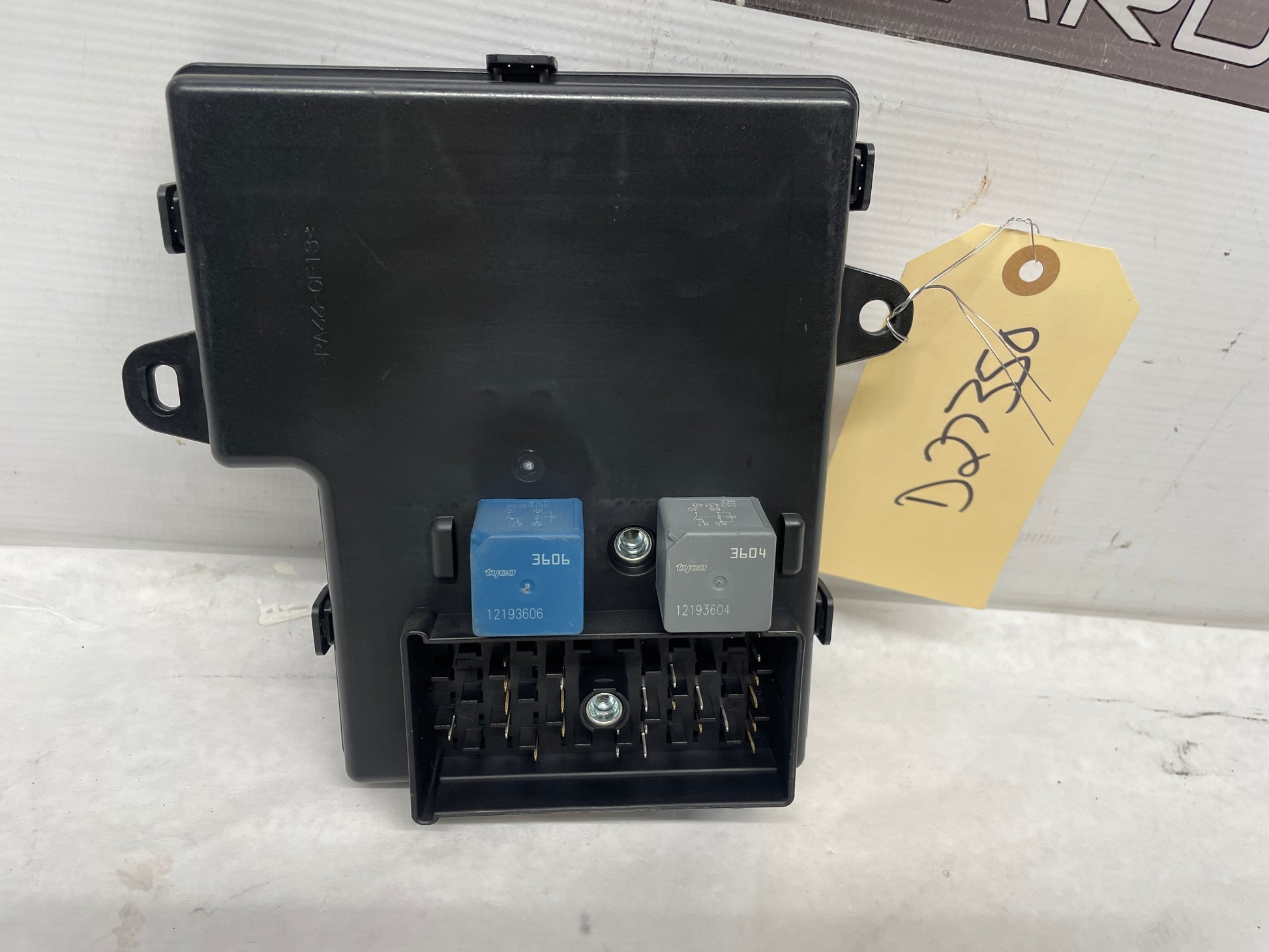 2005 Chevy C6 Corvette BCM Body Control Module OEM - Day's Parts Yard