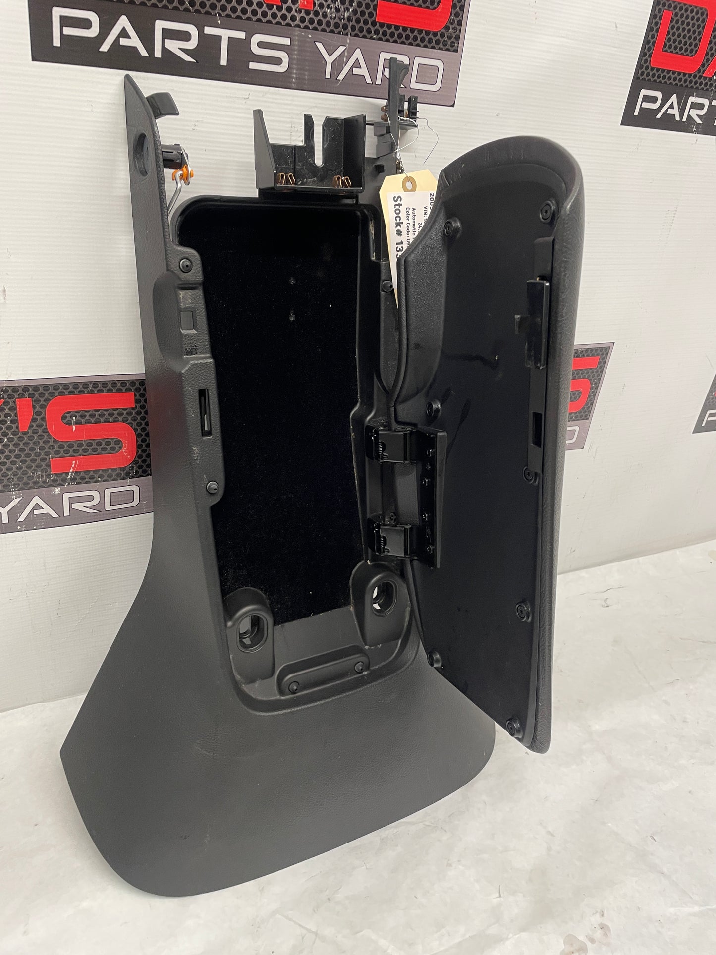 2005 Chevy C6 Corvette Center Console Arm Rest Assembly OEM - Day's Parts Yard