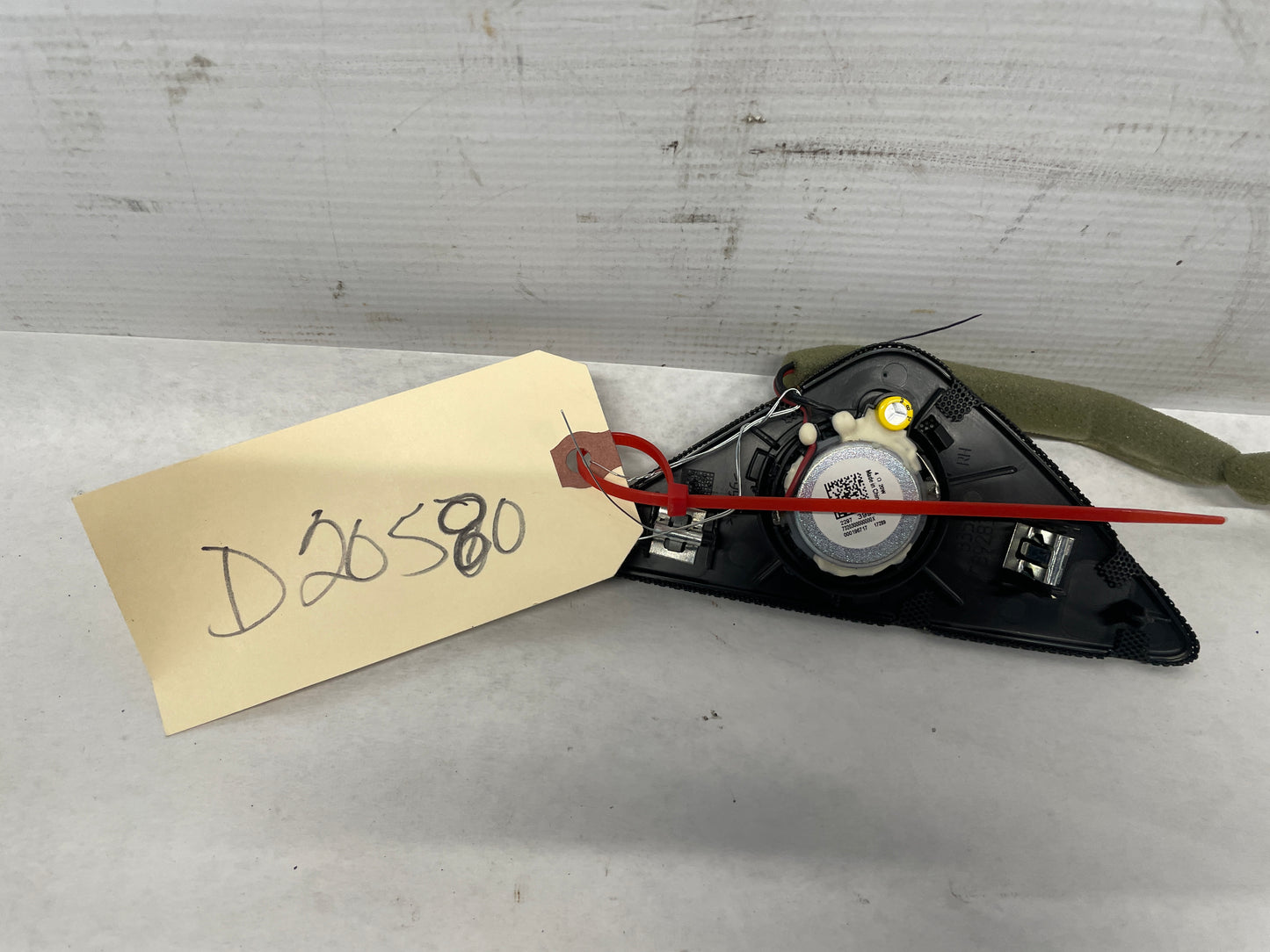 2018 Cadillac Escalade RH Passenger Front Door Panel Tweeter Speaker OEM