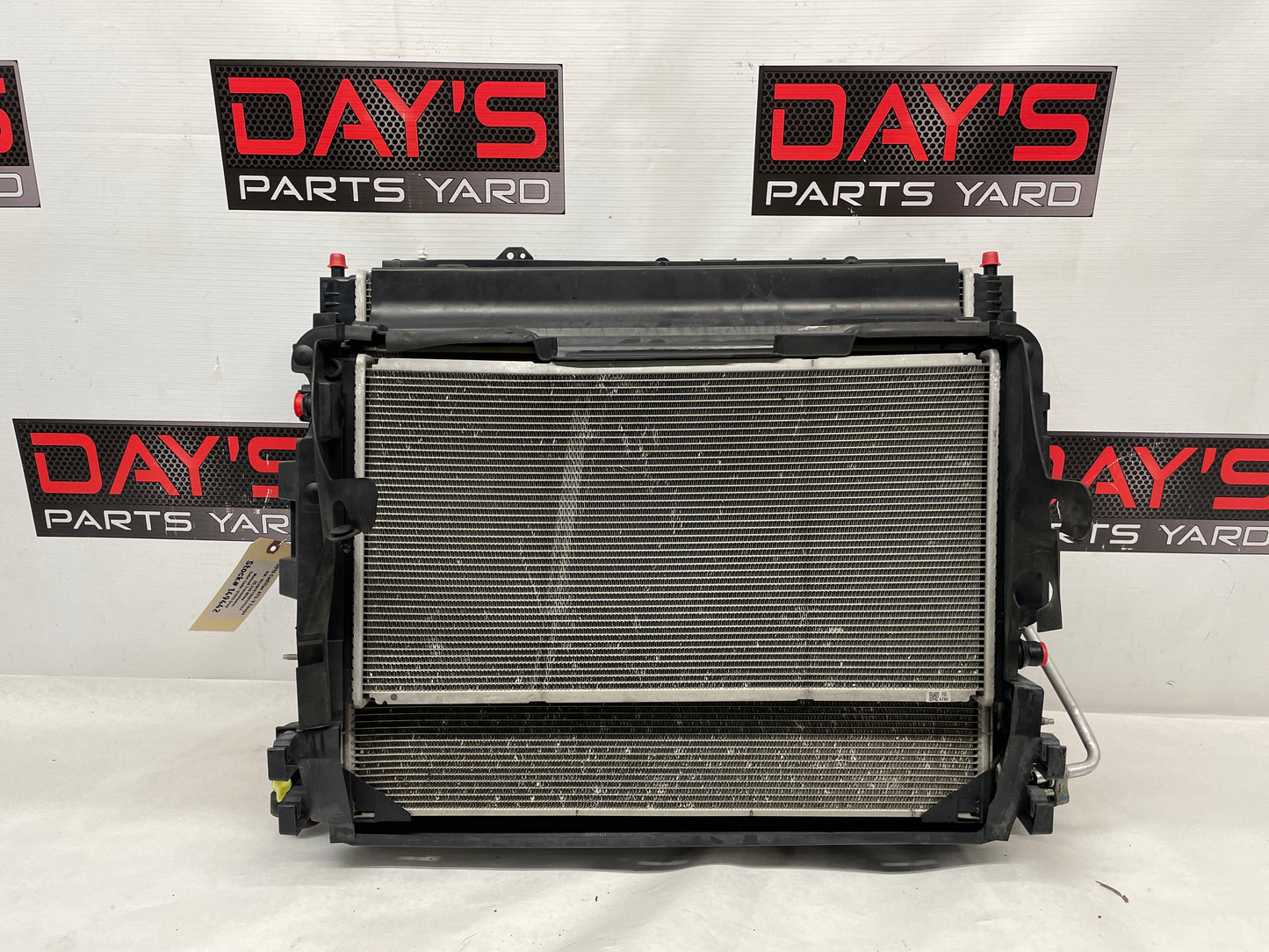 2016 Cadillac ATS-V Complete Radiator Cooling Fan Condenser Assembly OEM