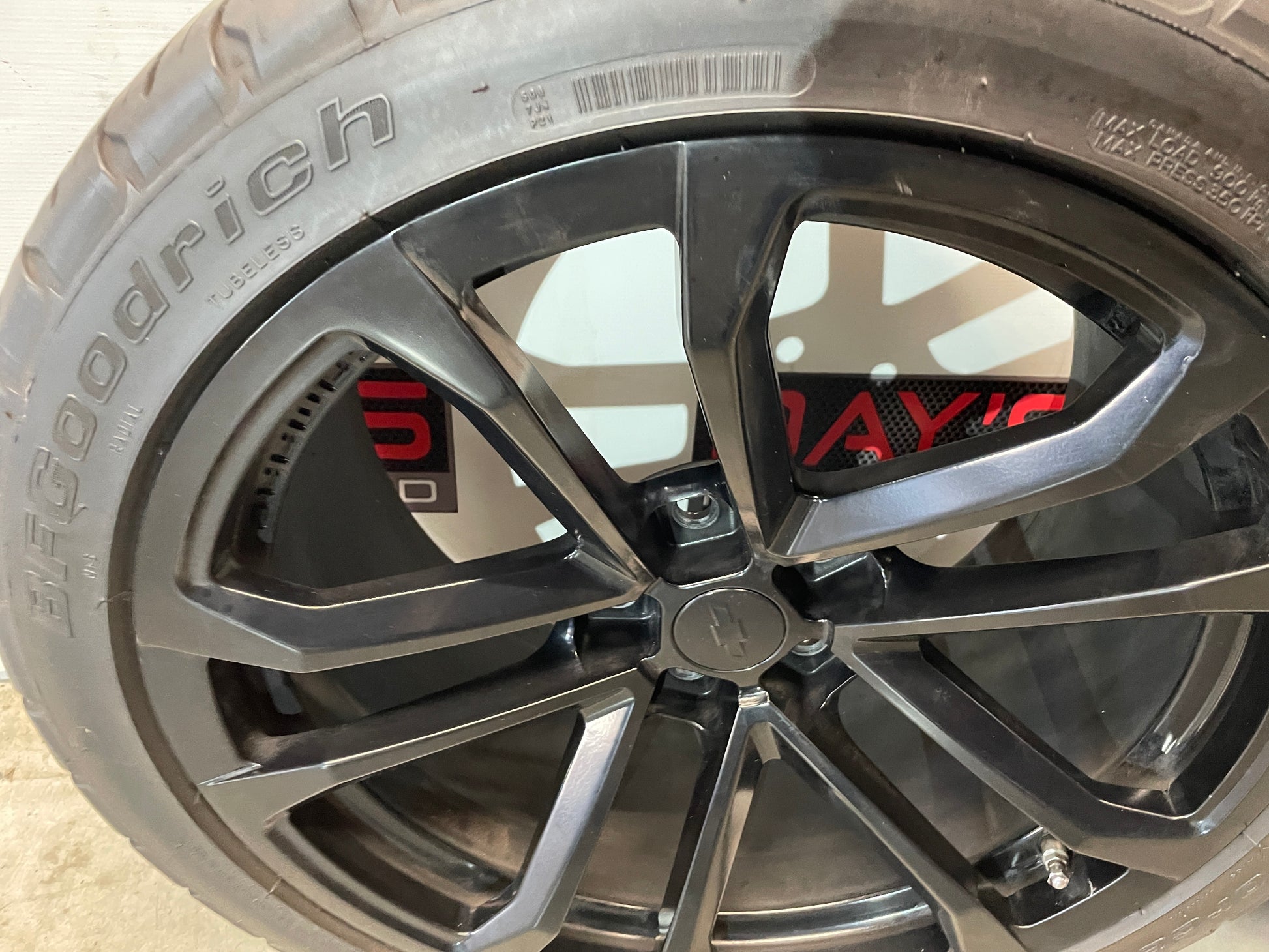 2013 Chevy Camaro ZL1 Wheels & BF Goodrich G Force Tires 285/35ZR20 305/35ZR20 - Day's Parts Yard