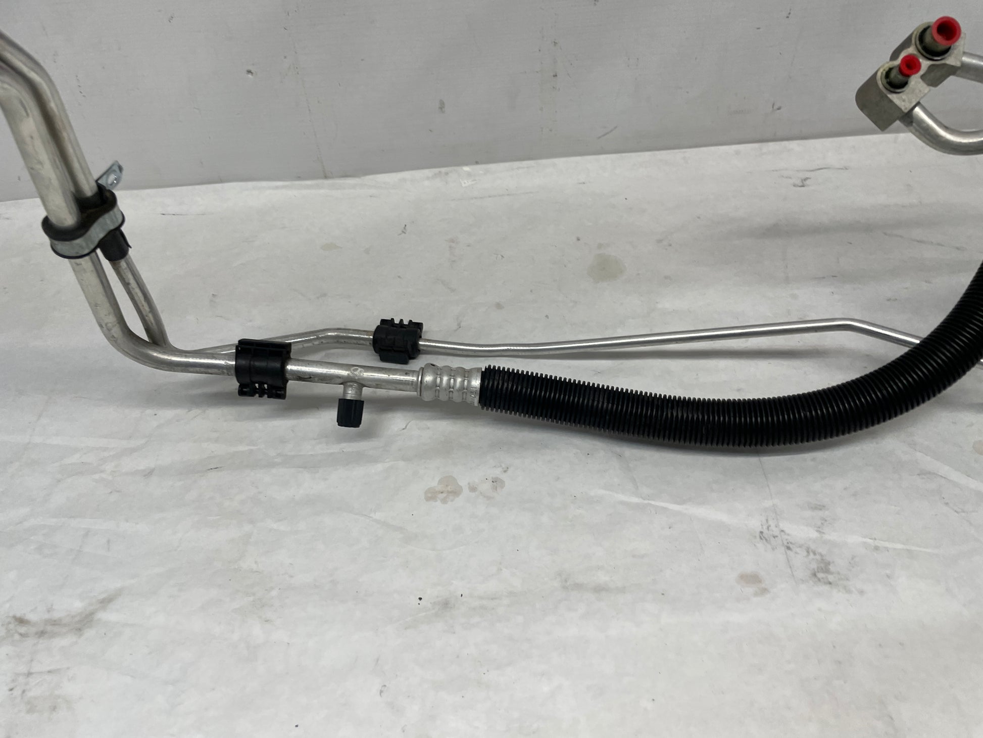 2005 Chevy C6 Corvette A/C Air Conditioner Hose Line Pipe Tube OEM - Day's Parts Yard