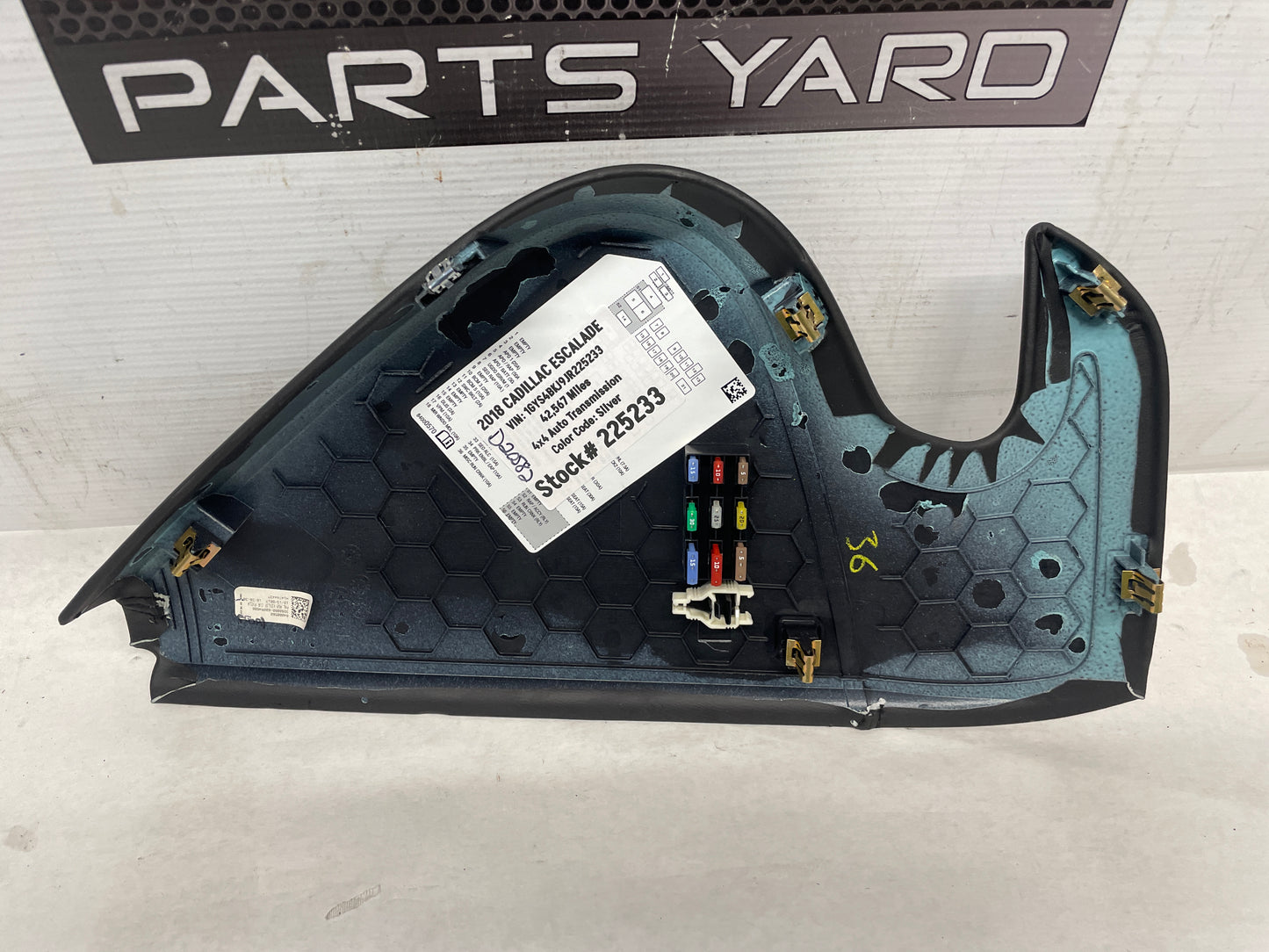 2018 Cadillac Escalade LH Driver Dash Fuse Relay Box Cover Lid OEM