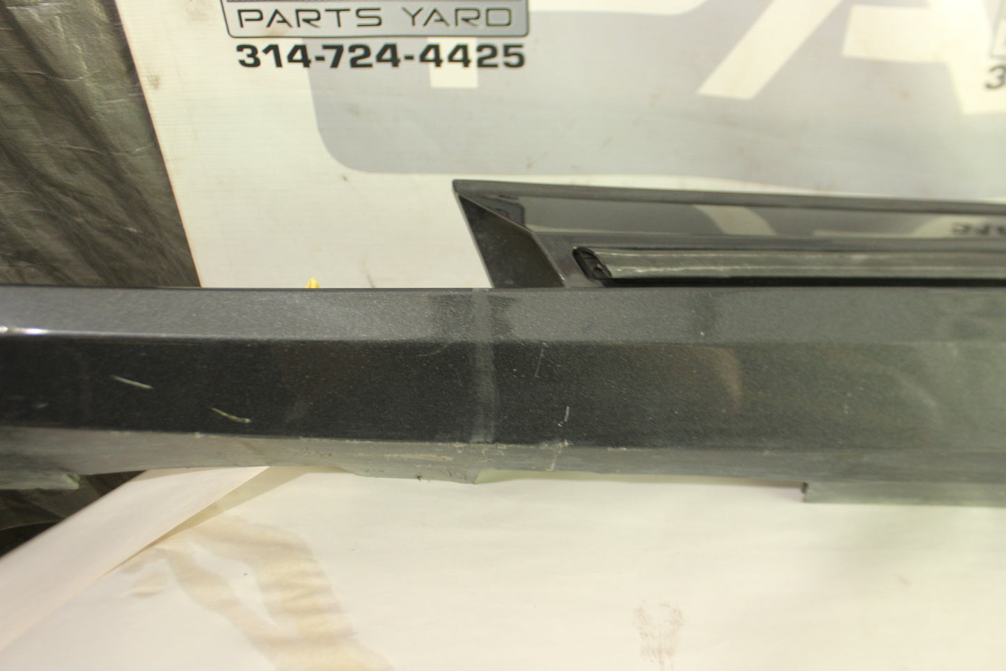 2016 Chevy Camaro SS LH Driver Rocker Molding Panel OEM