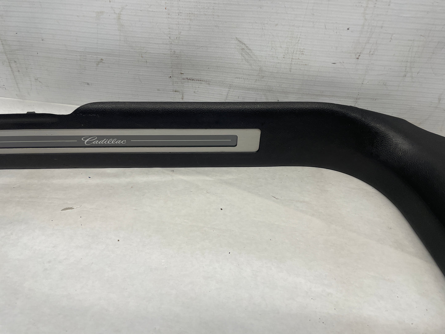 2018 Cadillac Escalade  Passenger Front Illuminated Scuff Sill Plate Molding OEM