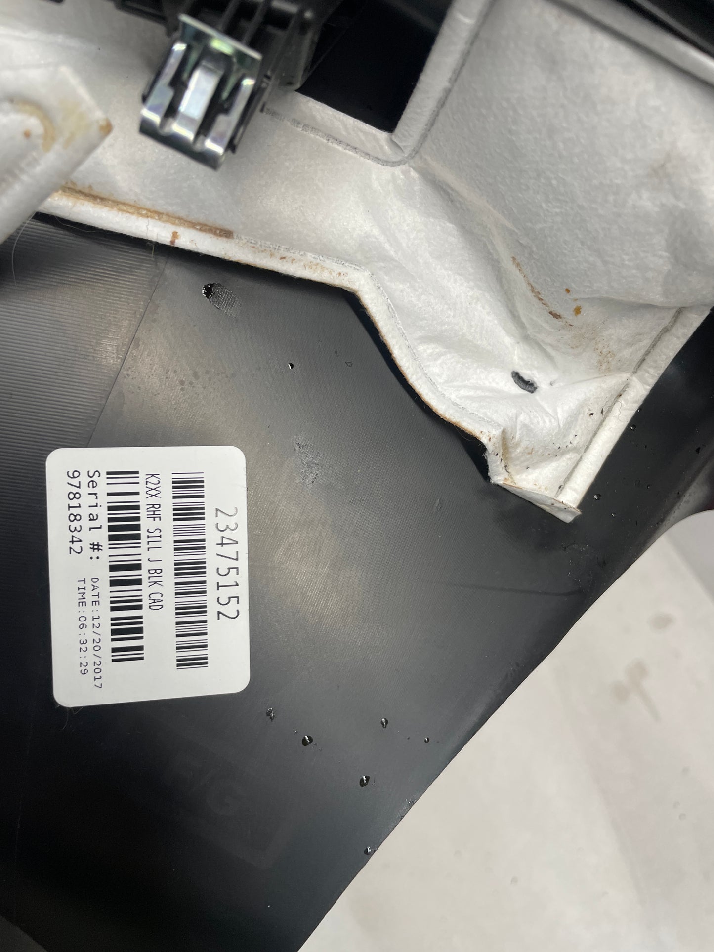 2018 Cadillac Escalade  Passenger Front Illuminated Scuff Sill Plate Molding OEM