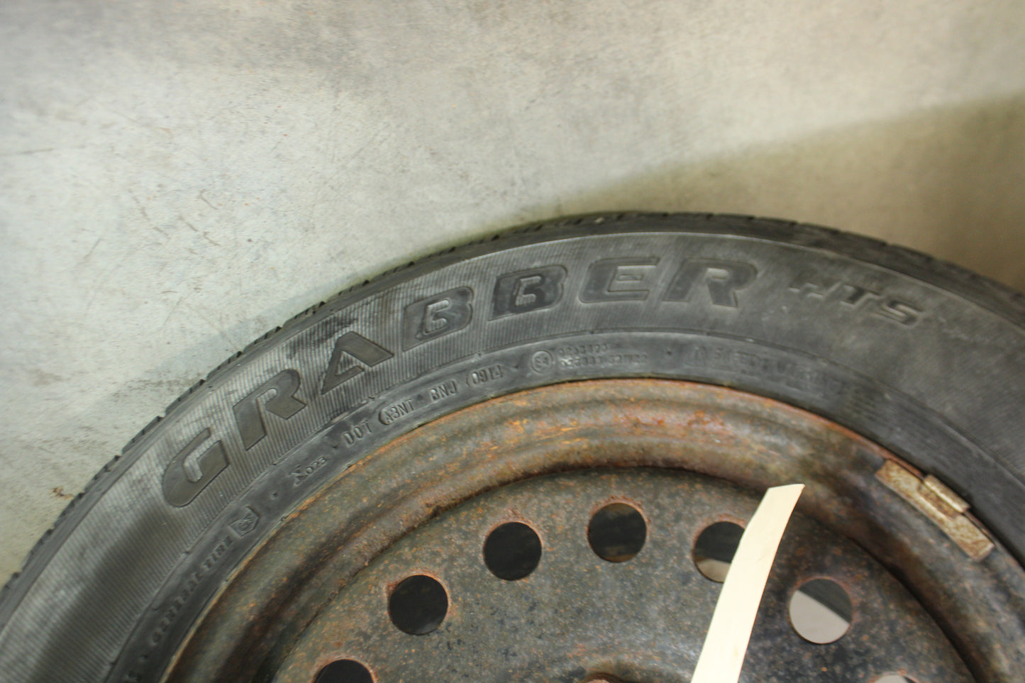 2014 GMC Sierra C1500 Spare Tire Grabber General 255/70R17 OEM