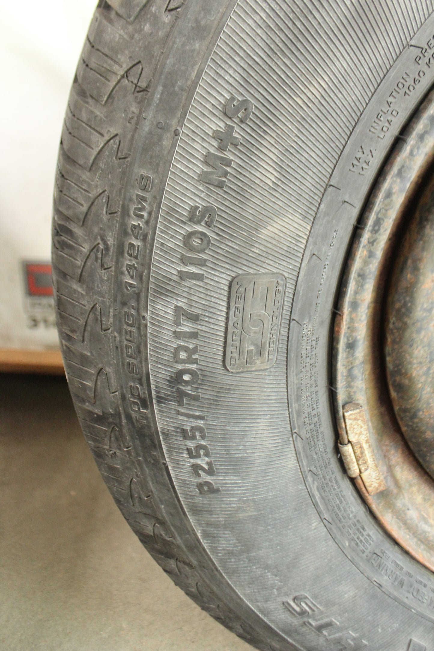 2014 GMC Sierra C1500 Spare Tire Grabber General 255/70R17 OEM