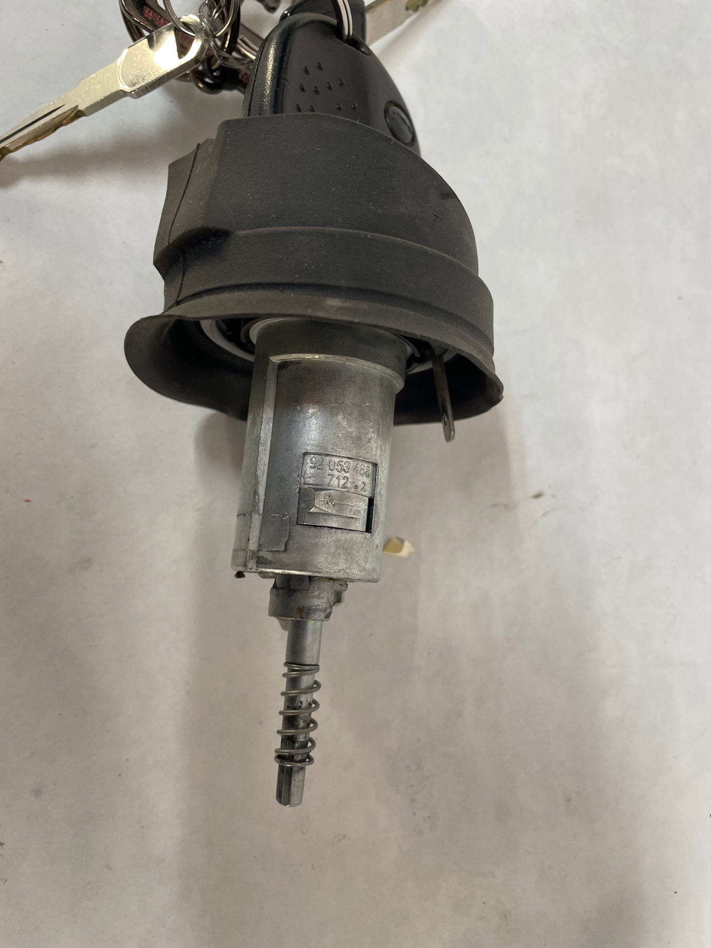 2005 Pontiac GTO Ignition Switch w/ Key OEM