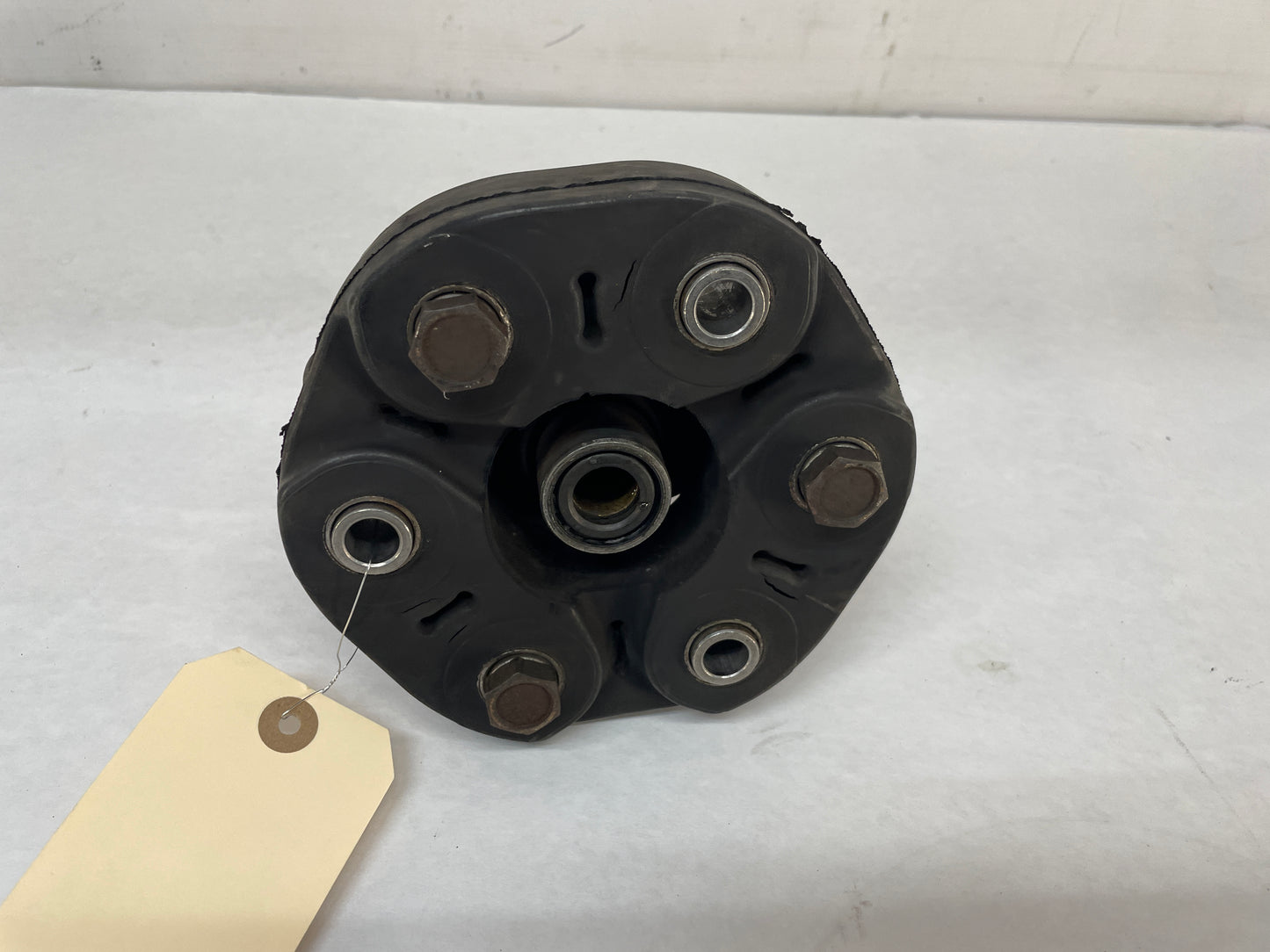2005 Pontiac GTO Driveshaft Drive Shaft 4L65E Transmission Coupler Slip Yoke OEM - Day's Parts Yard