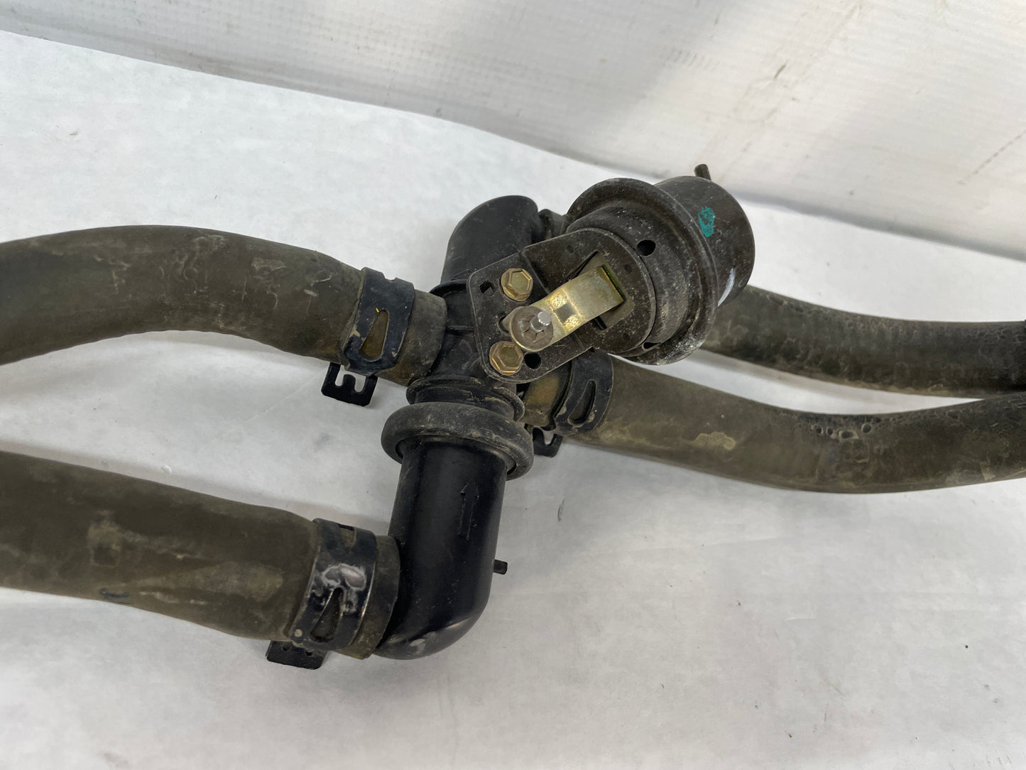 2005 Pontiac GTO Heater Core Hose w/ Valve OEM
