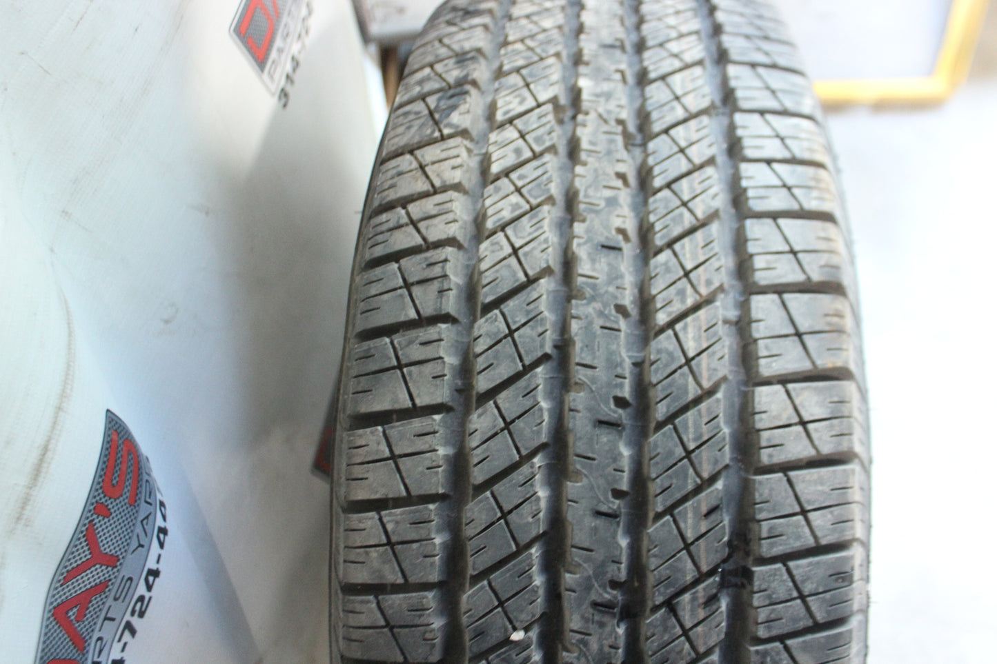 2014 GMC Sierra K1500 Denali Spare Tire Goodyear 265/70R17 OEM