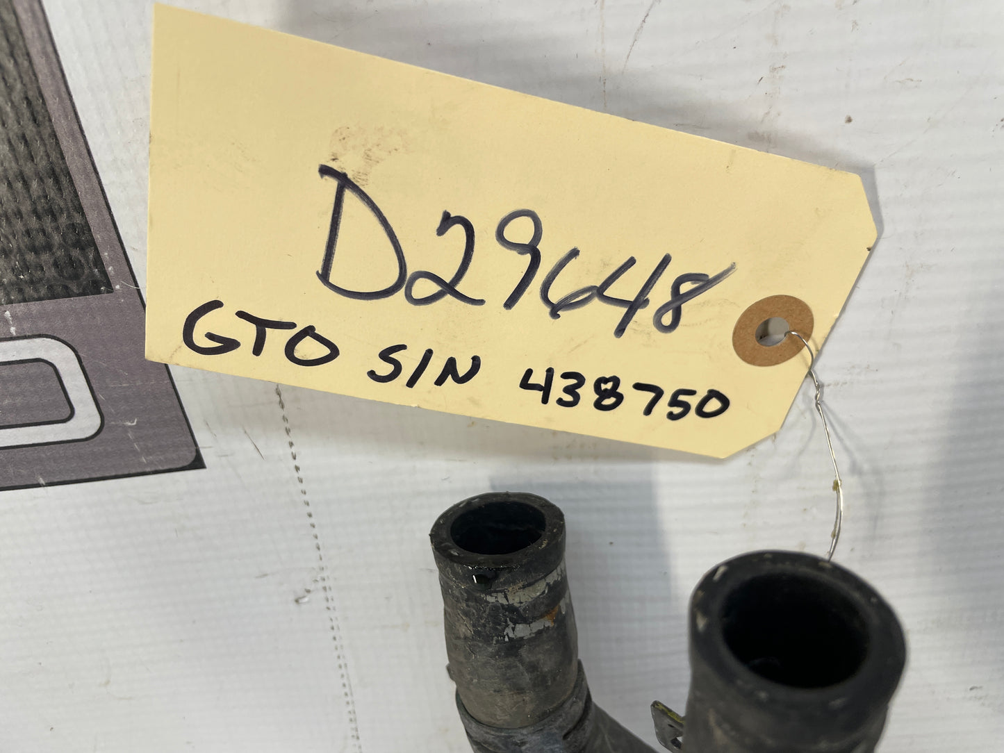 2005 Pontiac GTO Heater Core Hose w/ Valve OEM