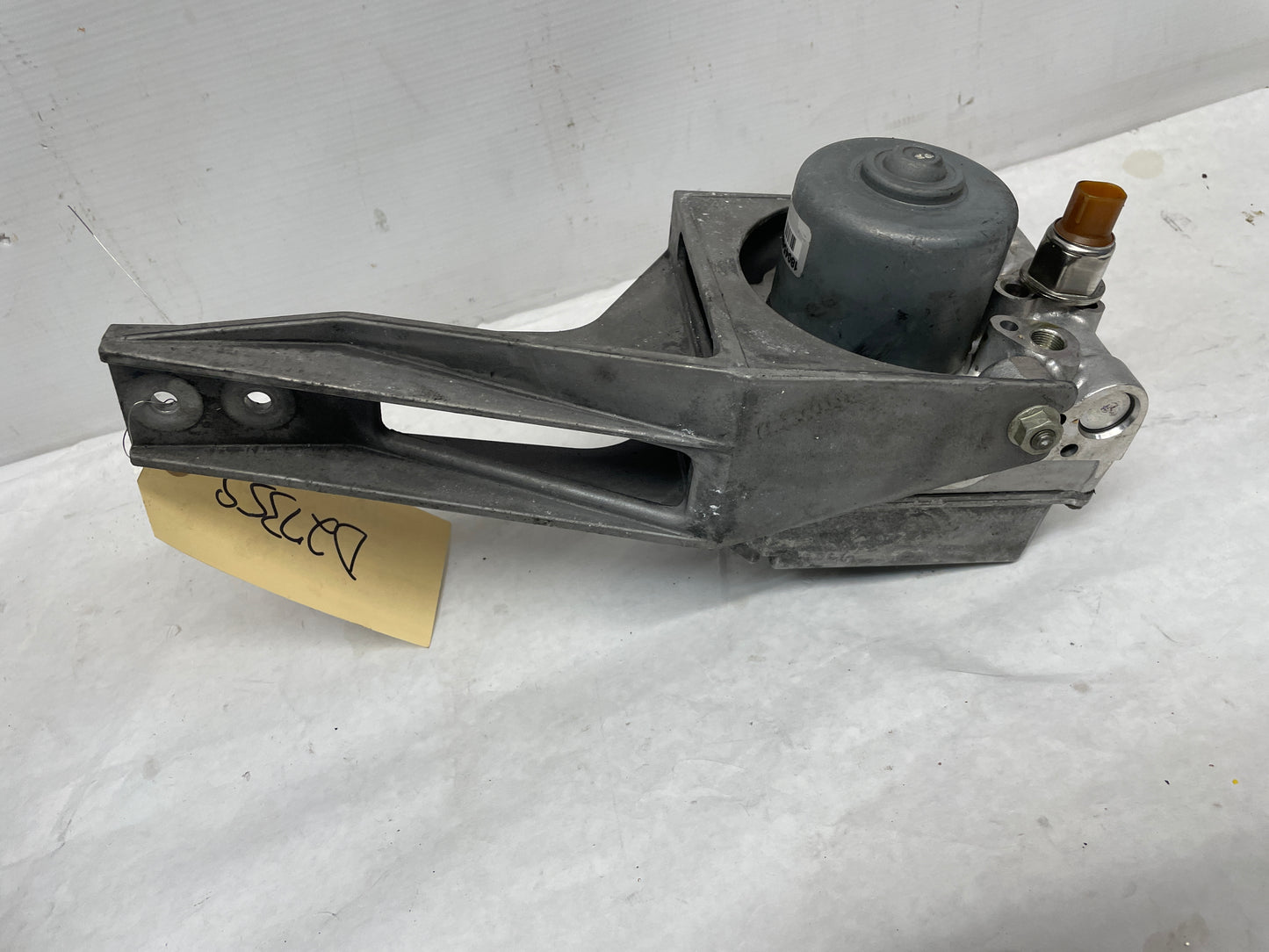 2005 Chevy C6 Corvette ABS Anti Lock Brake Pump Control Module Valve OEM - Day's Parts Yard