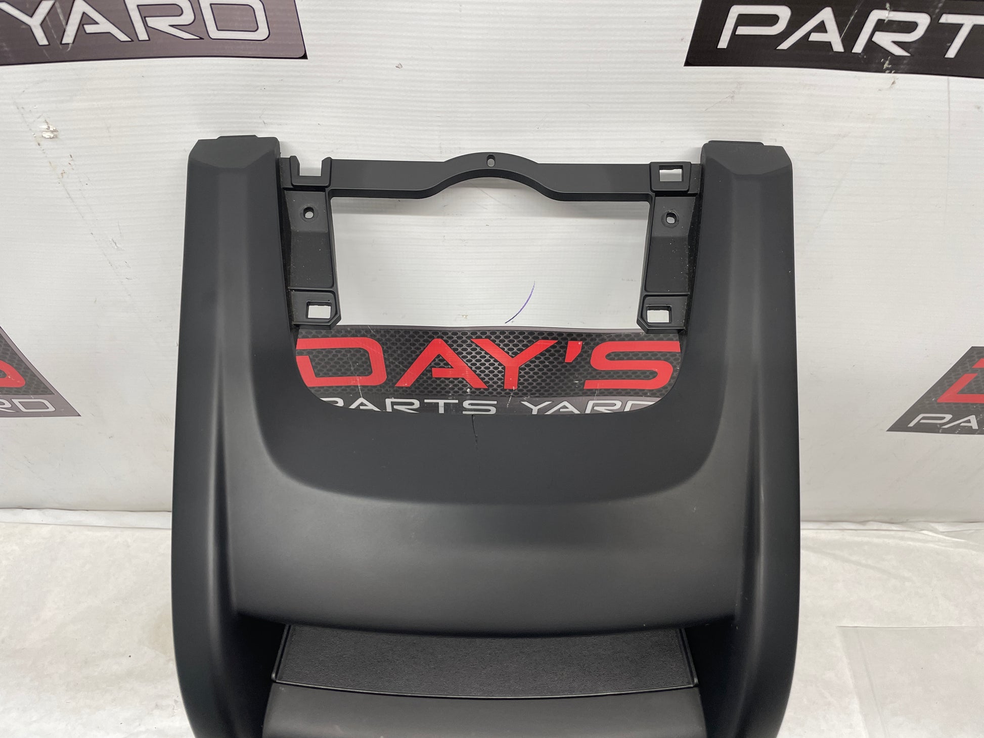 2009 Pontiac G8 GT Center Console Radio Bezel OEM - Day's Parts Yard