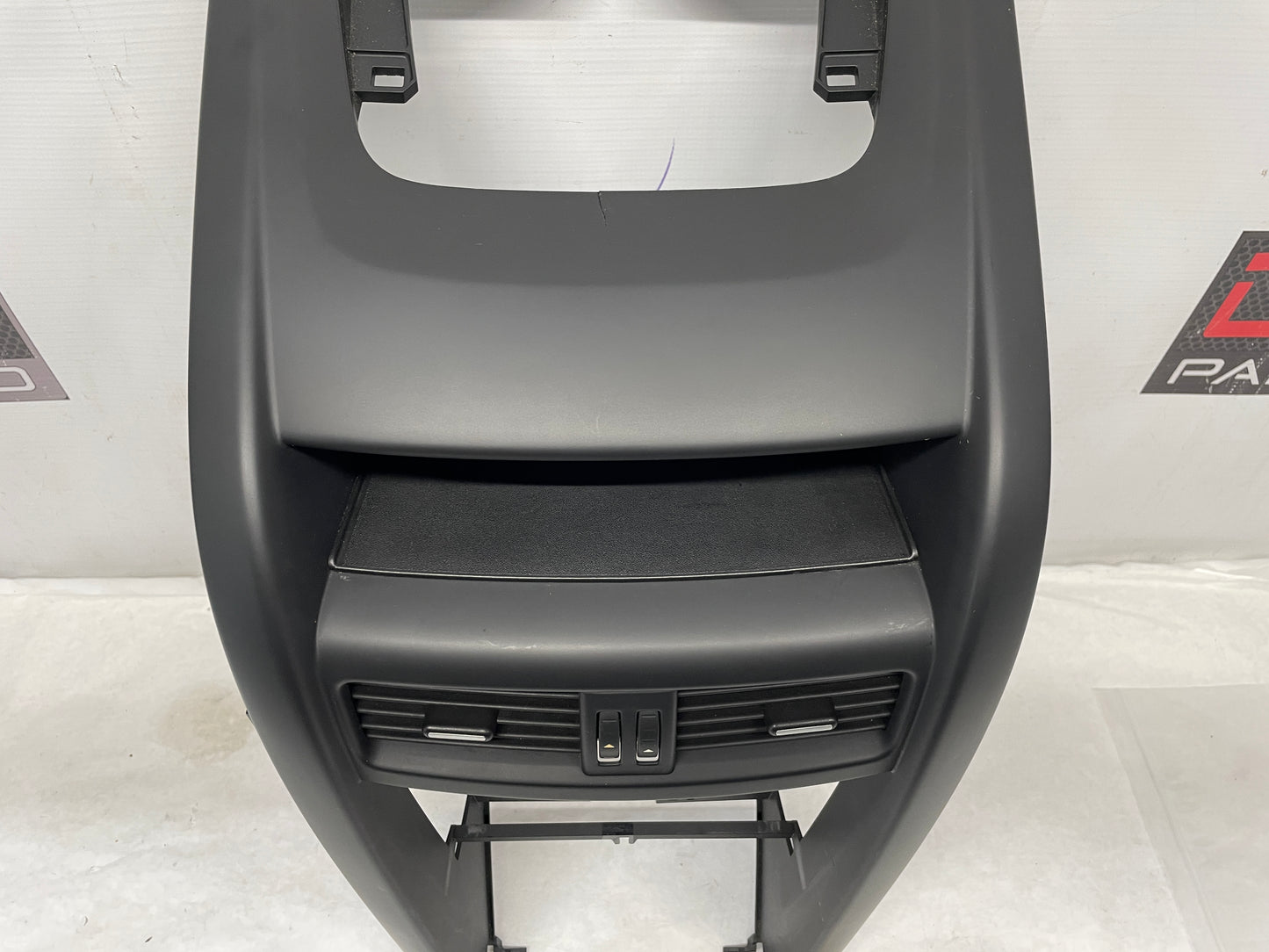 2009 Pontiac G8 GT Center Console Radio Bezel OEM - Day's Parts Yard