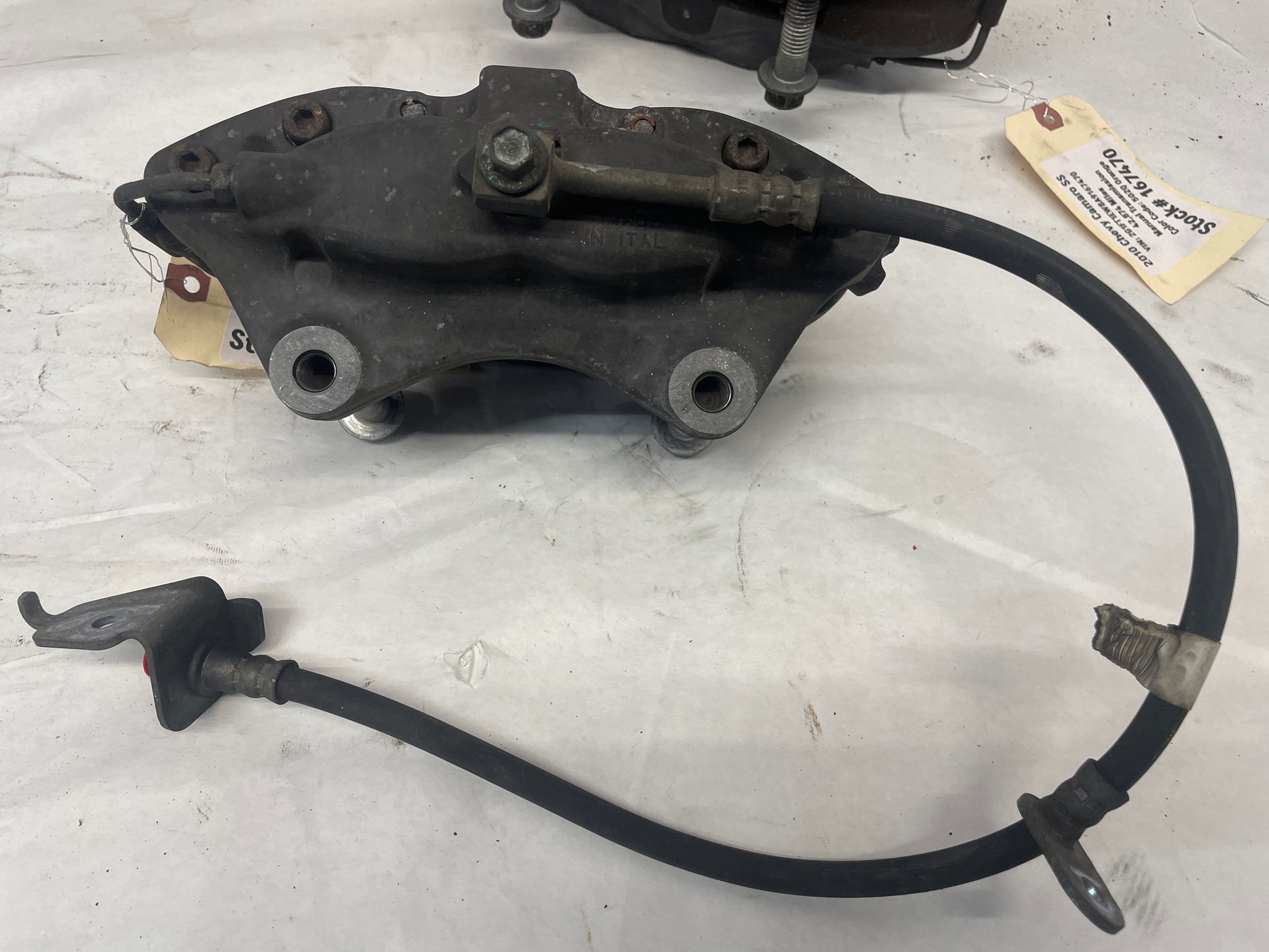 2010 Chevy Camaro SS Brembo Brake Calipers Front and Rear OEM - Day's Parts Yard