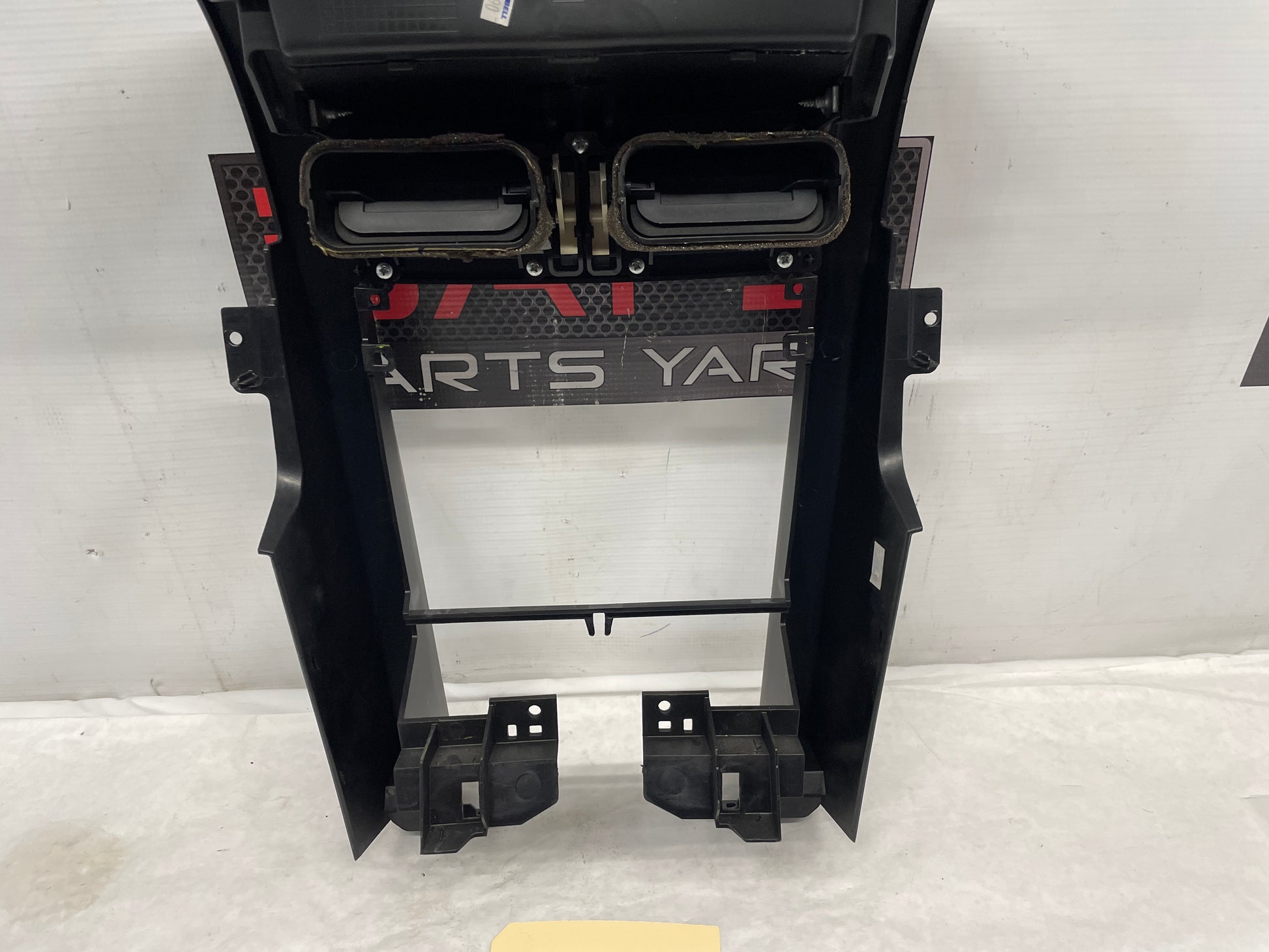2009 Pontiac G8 GT Center Console Radio Bezel OEM - Day's Parts Yard