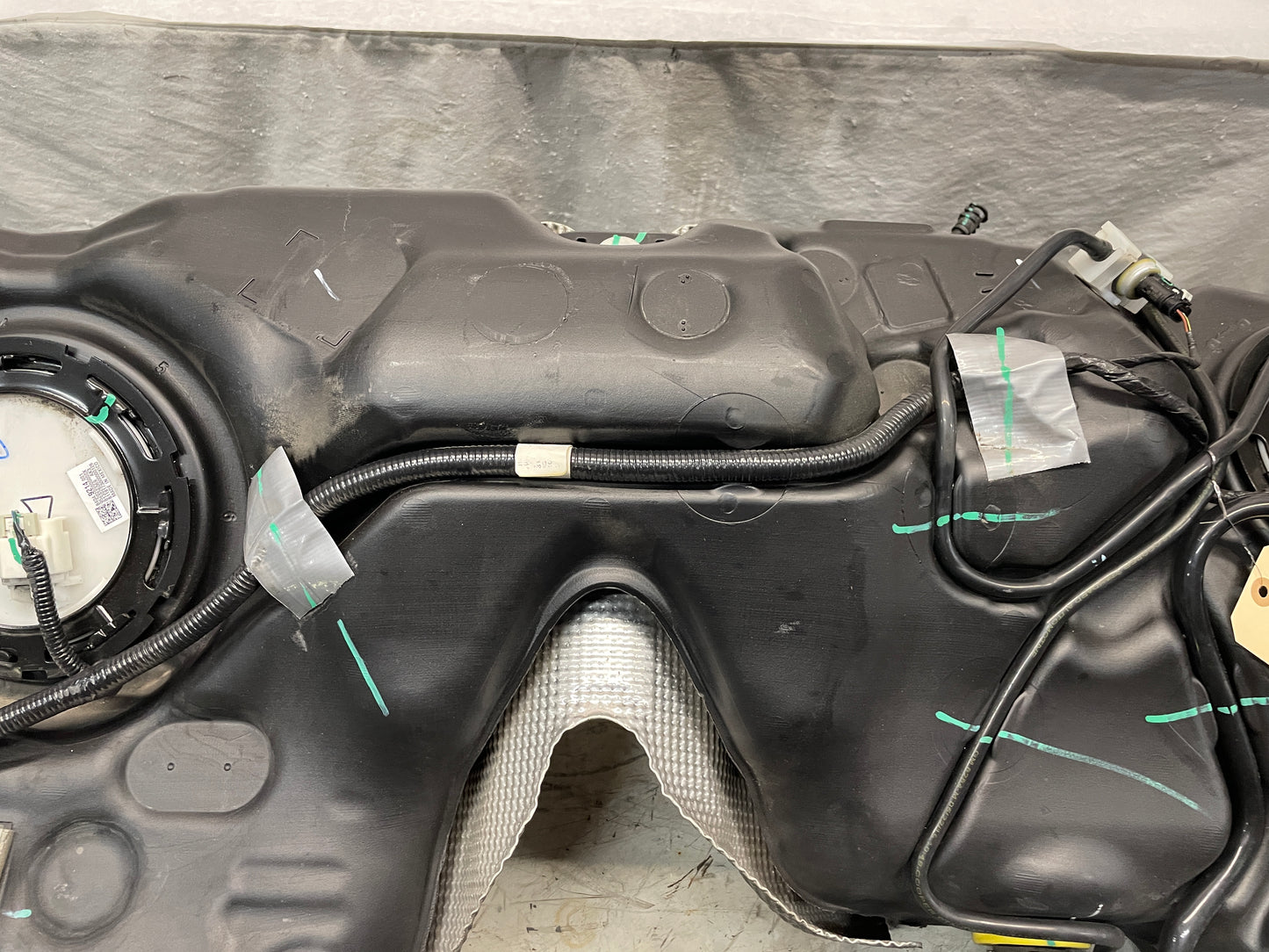 2020 Chevy Camaro SS LZ Fuel Gas Tank - Day's Parts Yard